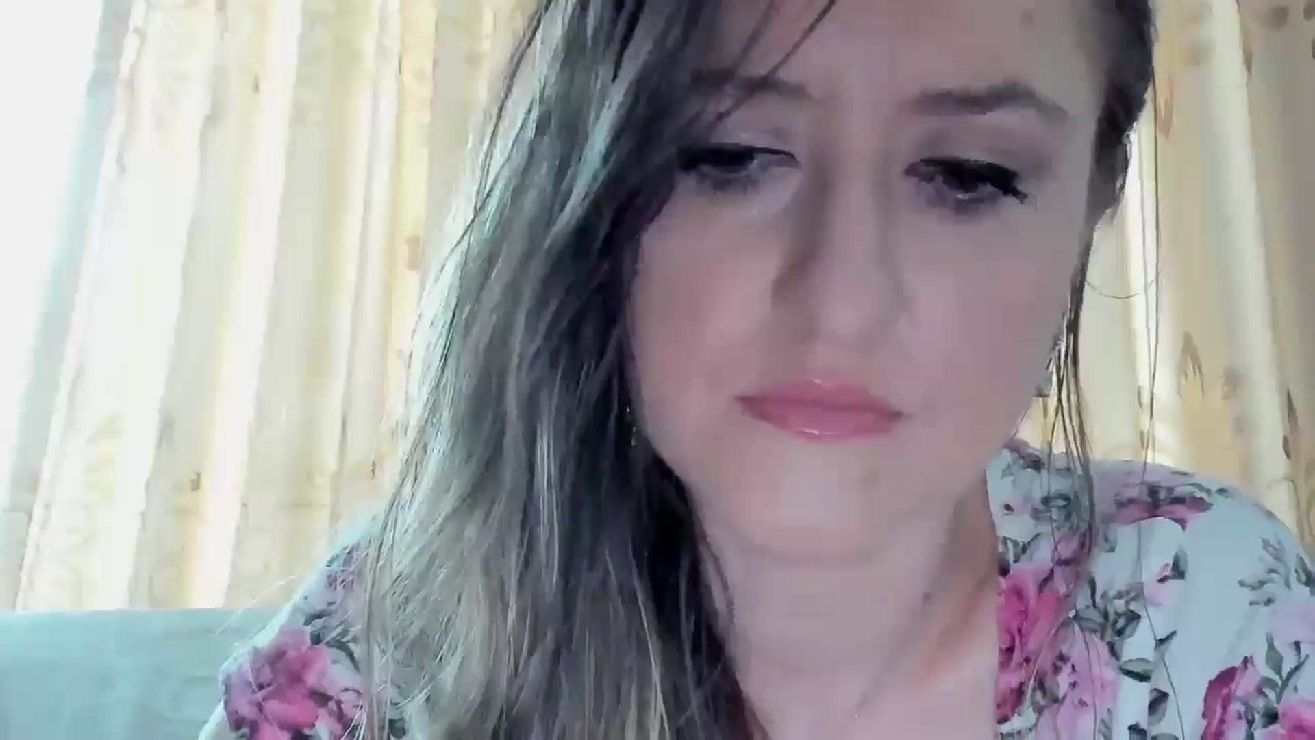 Gallery image thumbnail from BestDream's myfreecams stream on, 06/23/2025, 16:52 image 14 of 20