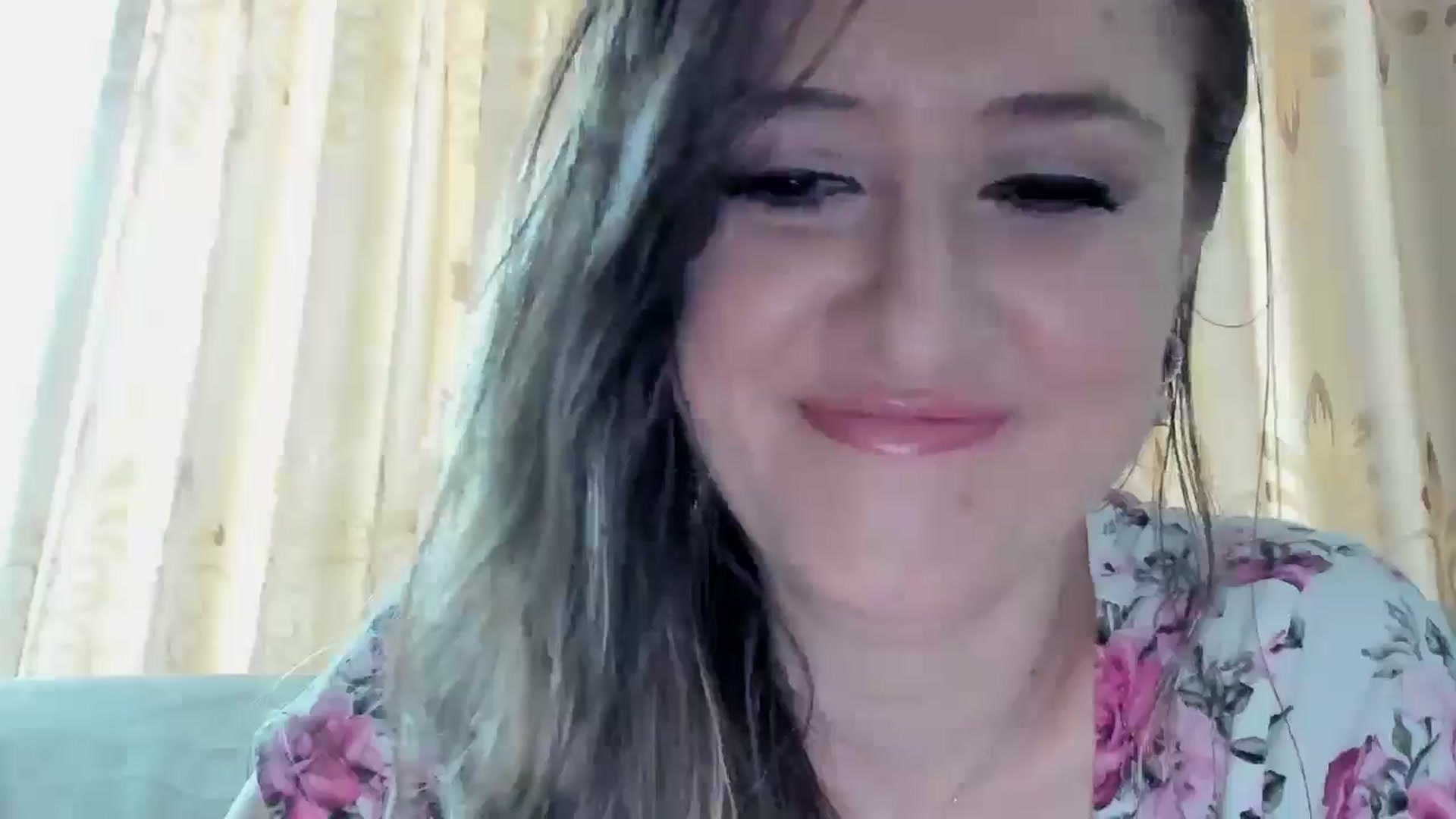 Gallery image thumbnail from BestDream's myfreecams stream on, 06/23/2025, 16:52 image 16 of 20