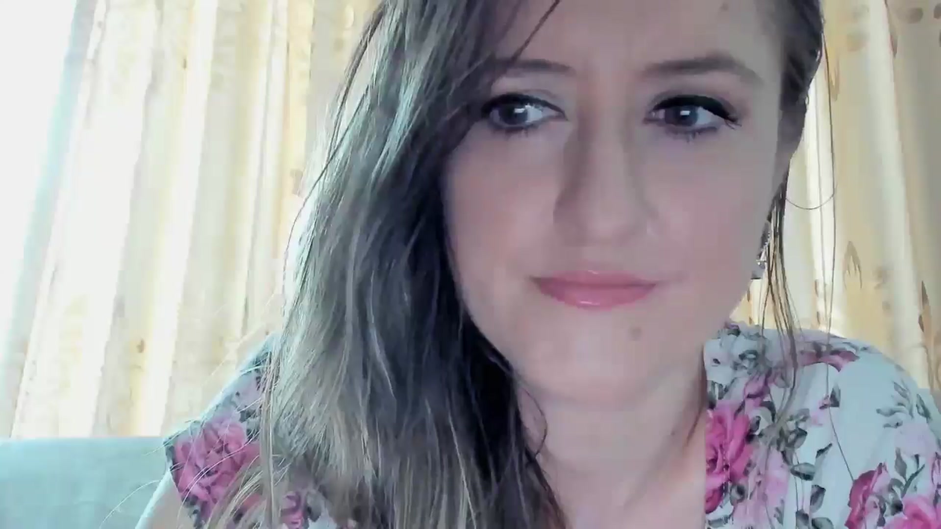 Gallery image thumbnail from BestDream's myfreecams stream on, 06/23/2025, 16:52 image 7 of 20