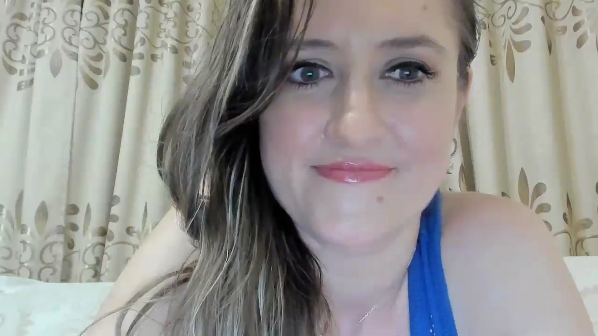 Gallery image thumbnail from BestDream's myfreecams stream on, 06/23/2025, 23:17 image 4 of 20