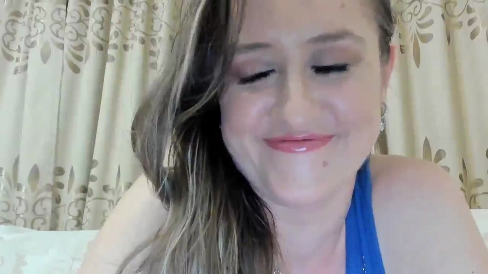 Gallery image thumbnail from BestDream's myfreecams stream on, 06/23/2025, 23:17 image 6 of 20