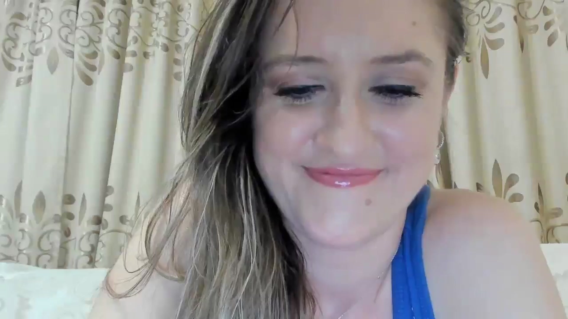 Gallery image thumbnail from BestDream's myfreecams stream on, 06/23/2025, 23:17 image 16 of 20