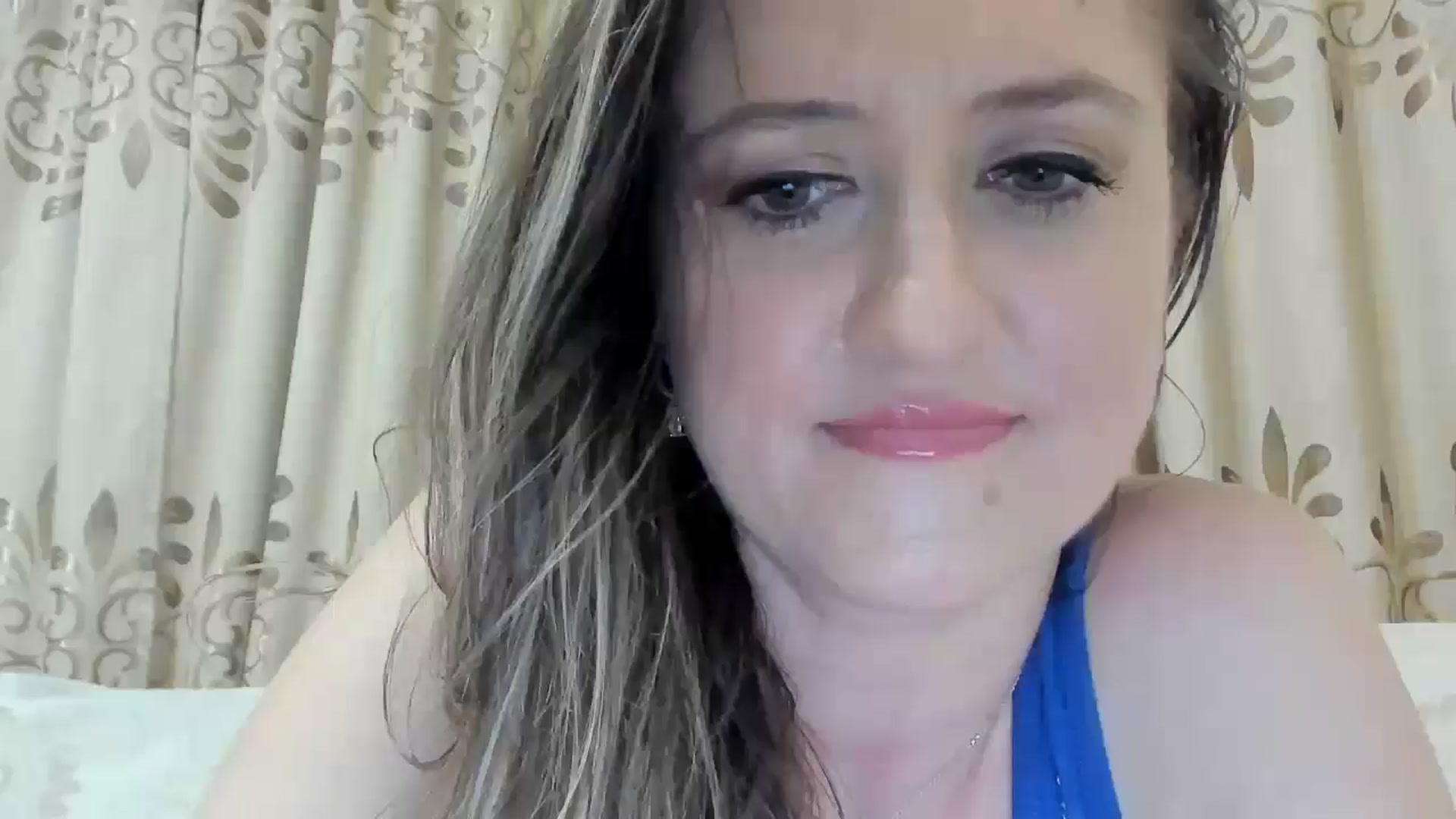Gallery image thumbnail from BestDream's myfreecams stream on, 06/24/2025, 24:13 image 4 of 20