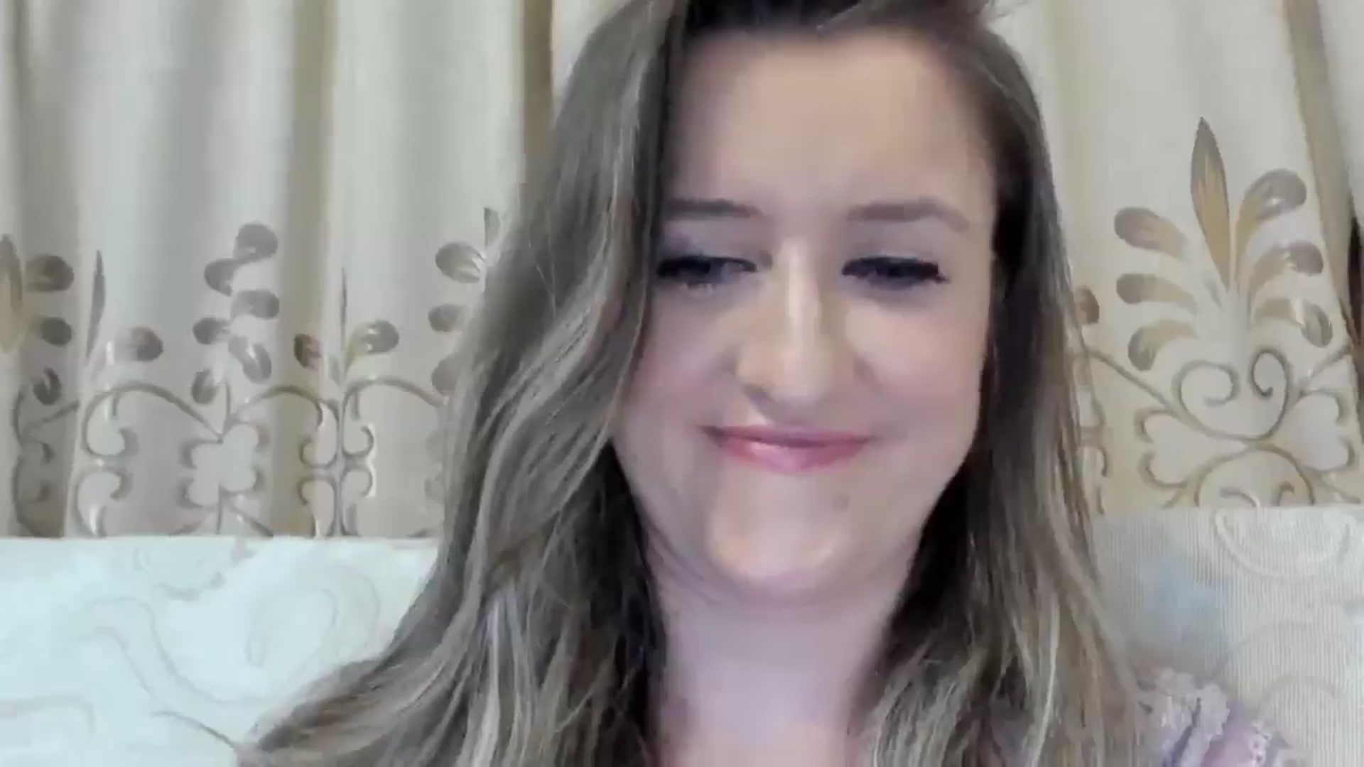 Gallery image thumbnail from BestDream's myfreecams stream on, 06/25/2025, 23:46 image 15 of 20