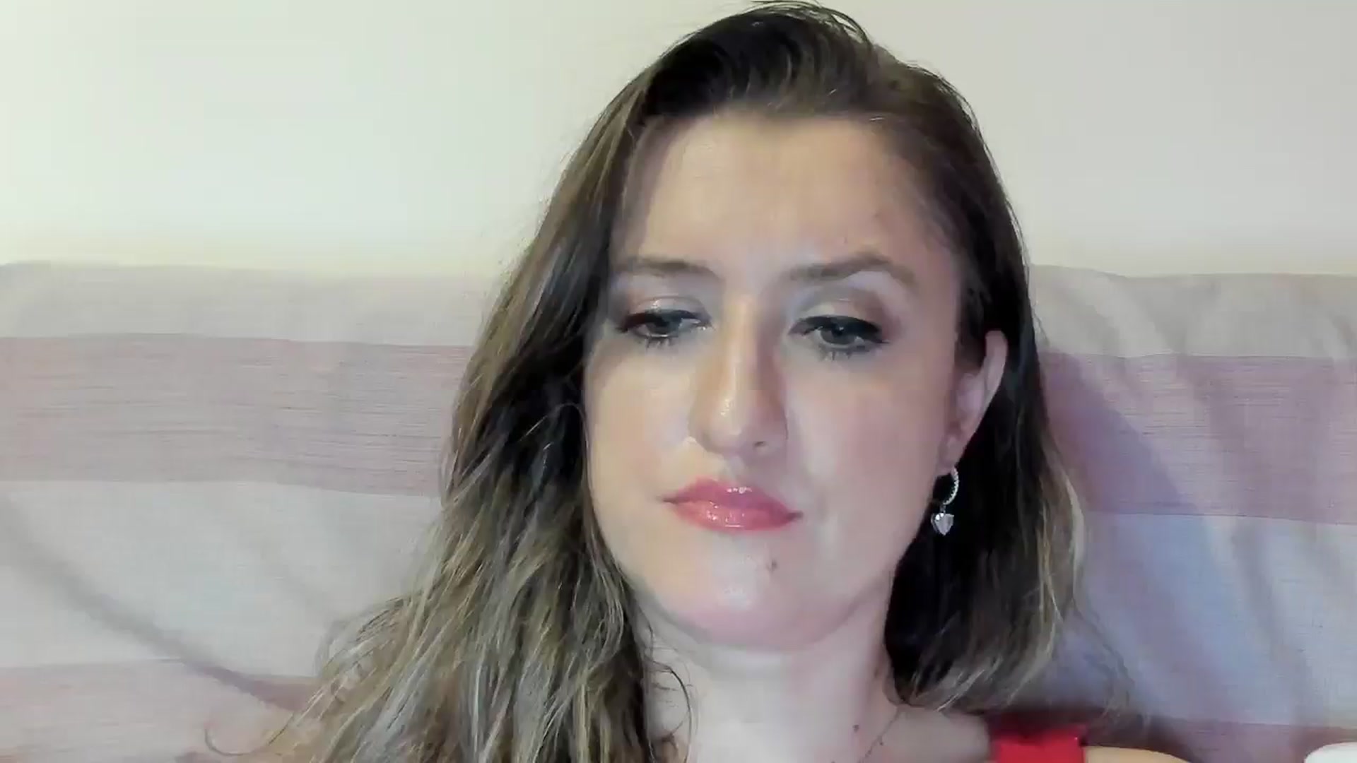Gallery image thumbnail from BestDream's myfreecams stream on, 06/27/2025, 23:49 image 15 of 20