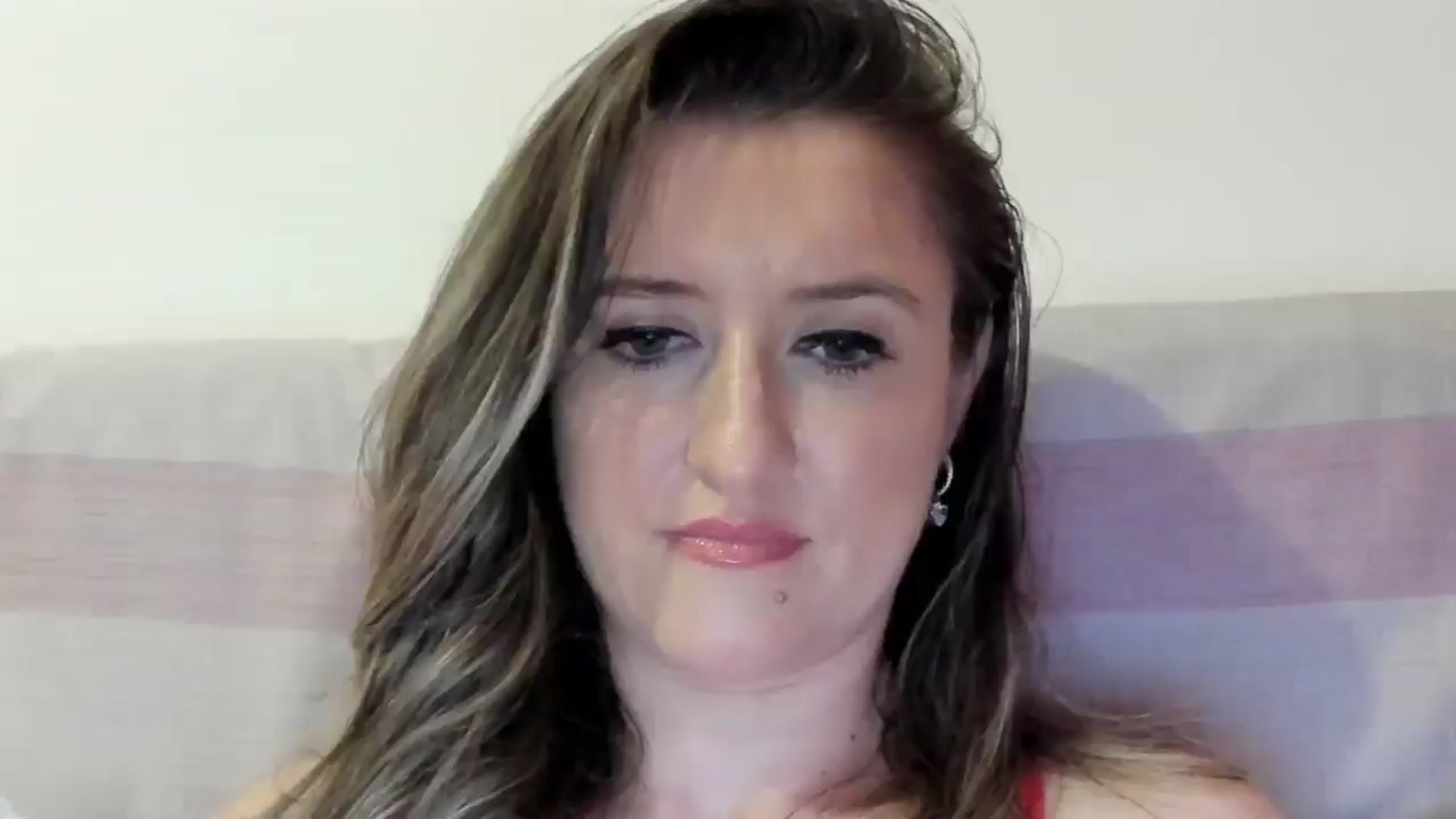 Gallery image thumbnail from BestDream's myfreecams stream on, 06/28/2025, 23:16 image 12 of 20