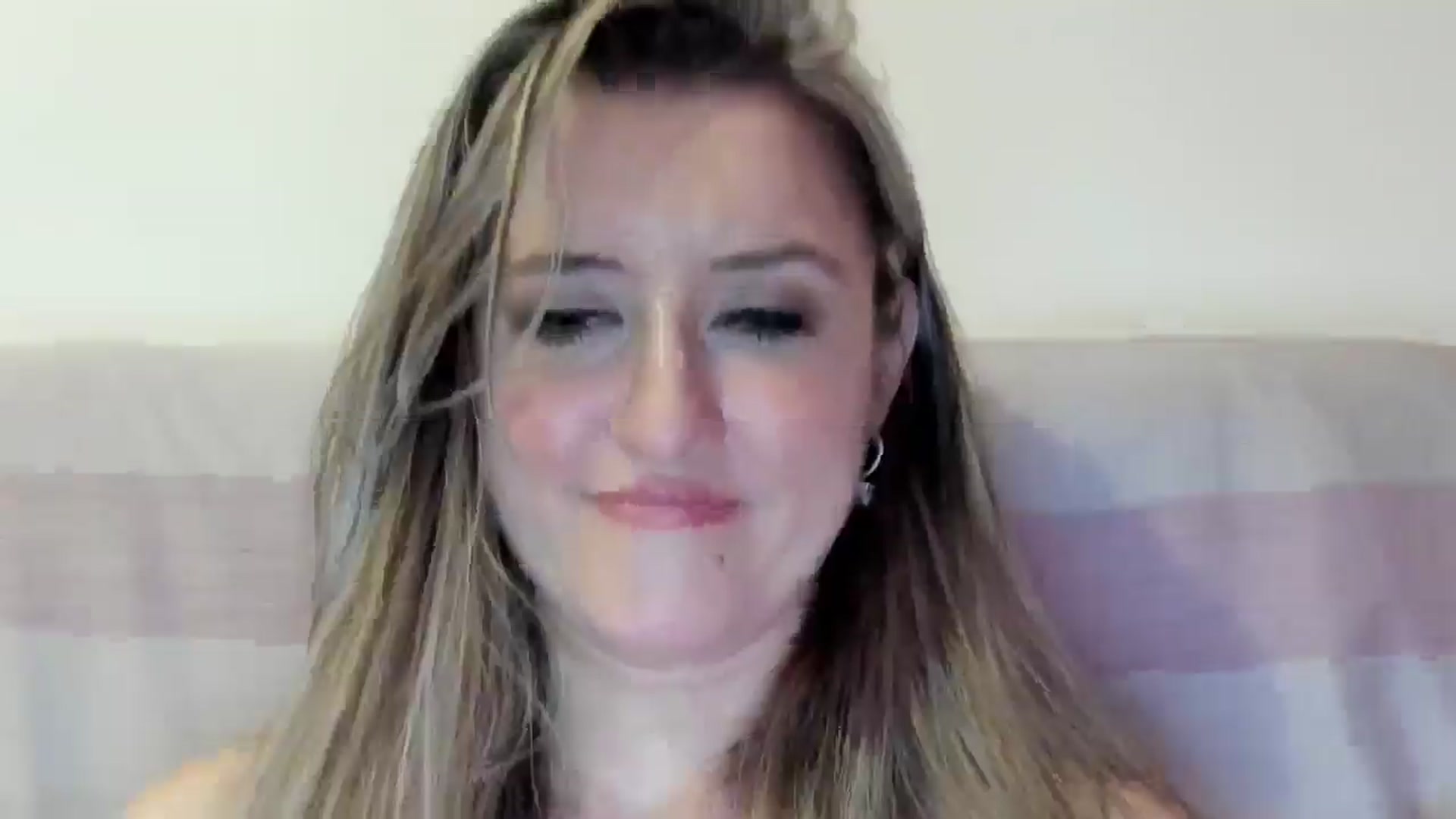 Gallery image thumbnail from BestDream's myfreecams stream on, 07/01/2025, 01:14 image 15 of 20