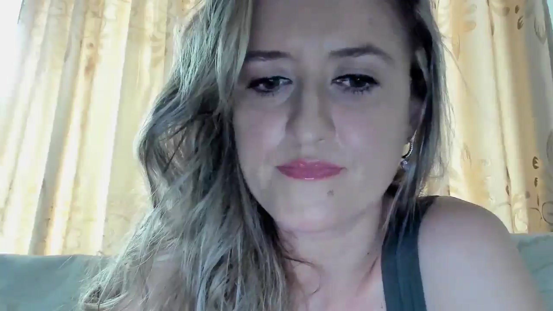 Gallery image thumbnail from BestDream's myfreecams stream on, 07/05/2025, 17:25 image 4 of 20
