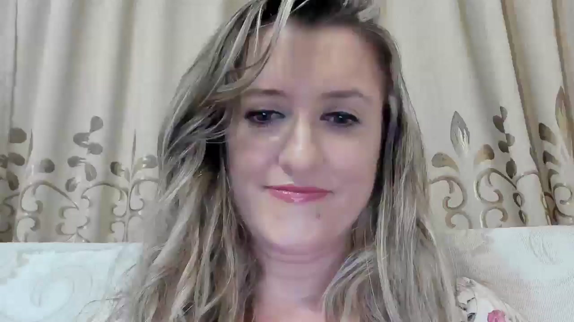 Gallery image thumbnail from BestDream's myfreecams stream on, 07/05/2025, 23:41 image 11 of 20