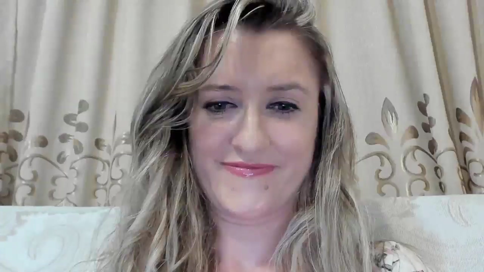 Gallery image thumbnail from BestDream's myfreecams stream on, 07/05/2025, 23:41 image 9 of 20