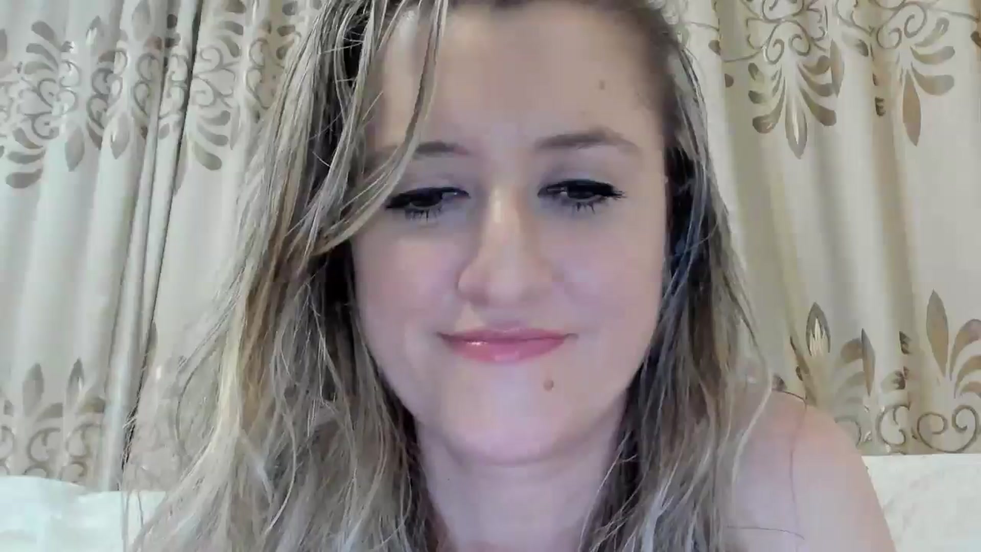 Gallery image thumbnail from BestDream's myfreecams stream on, 07/07/2025, 01:43 image 20 of 20