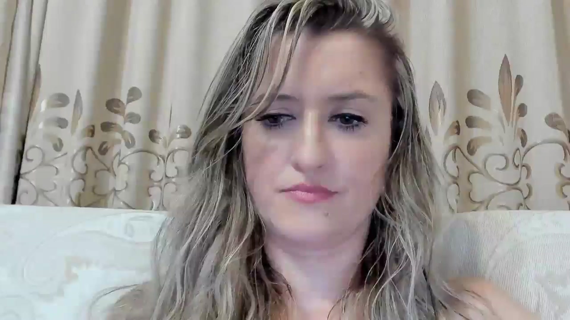 Gallery image thumbnail from BestDream's myfreecams stream on, 07/07/2025, 01:43 image 2 of 20