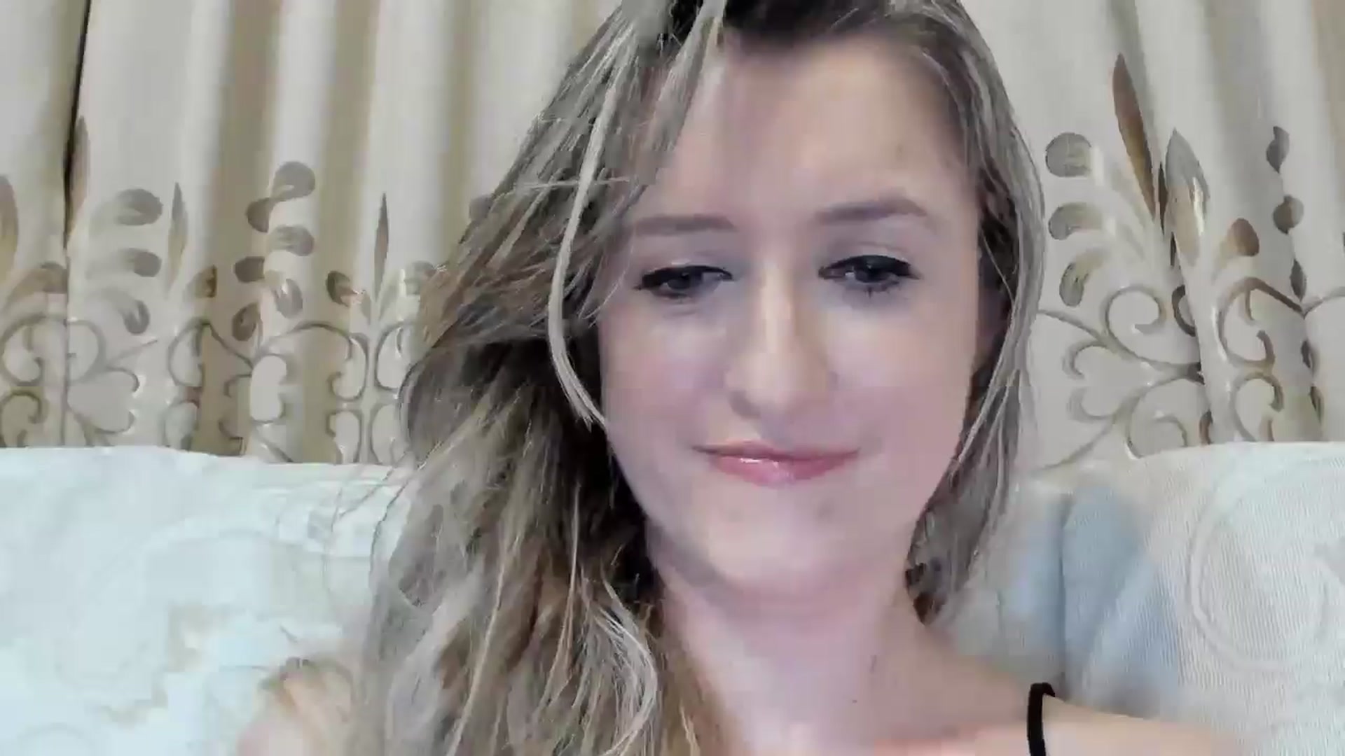 Gallery image thumbnail from BestDream's myfreecams stream on, 07/07/2025, 23:50 image 16 of 20