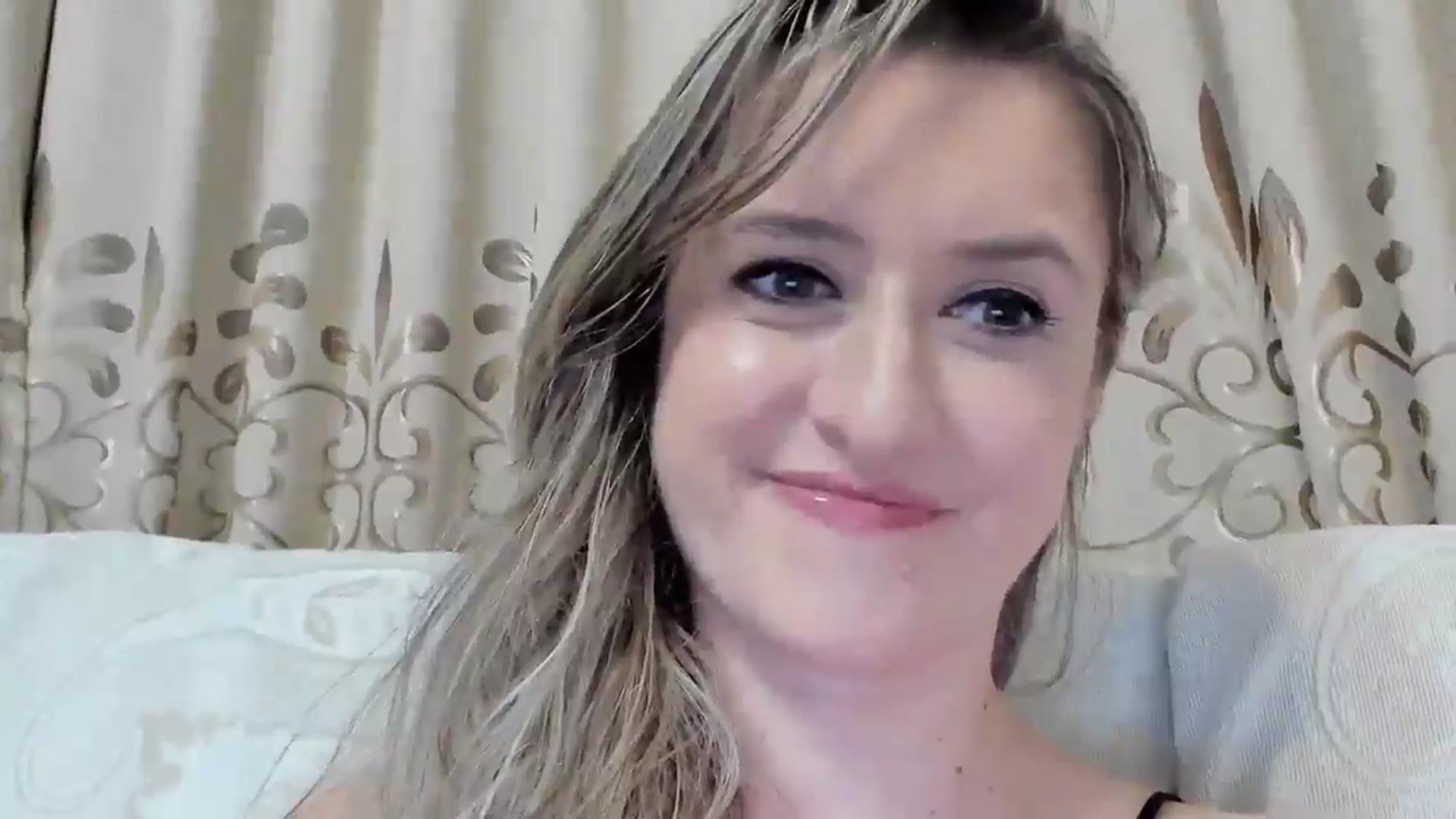 Gallery image thumbnail from BestDream's myfreecams stream on, 07/07/2025, 23:50 image 11 of 20