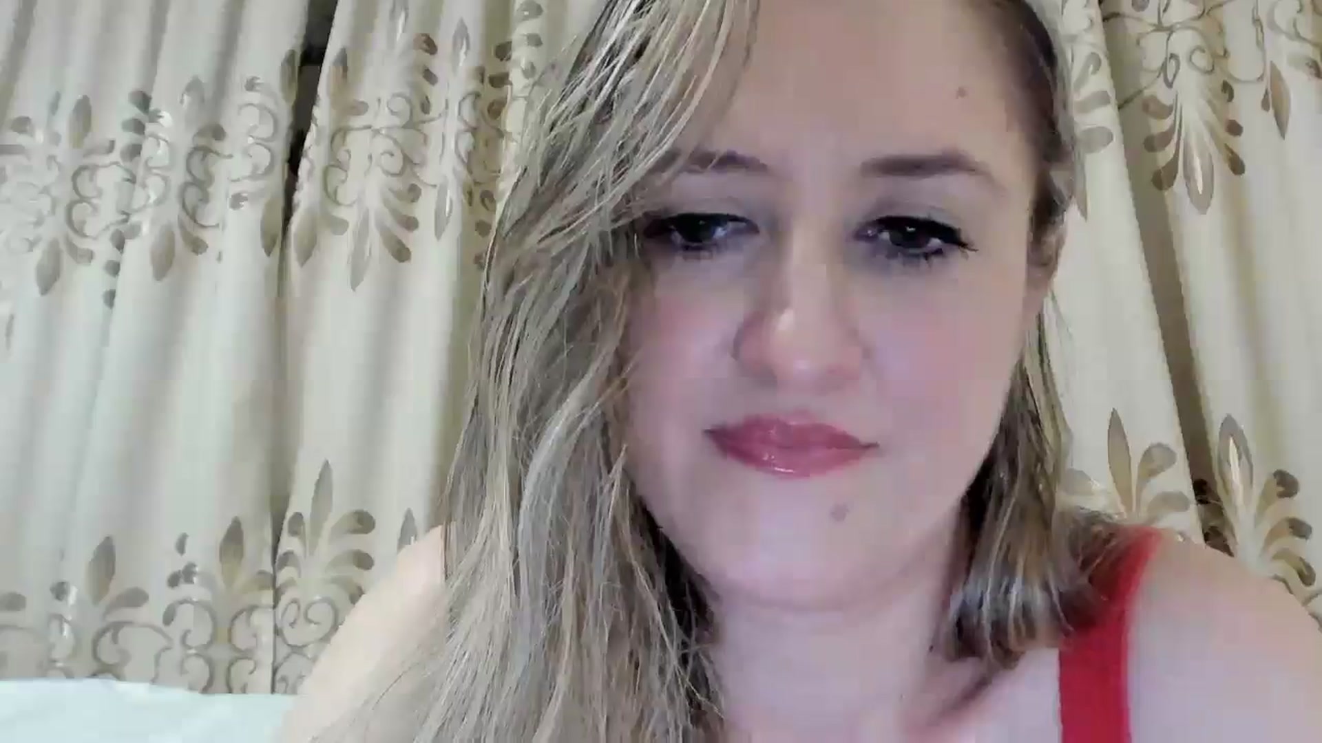 Gallery image thumbnail from BestDream's myfreecams stream on, 07/09/2025, 24:38 image 19 of 20