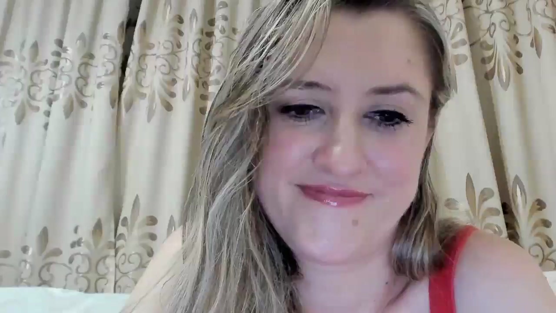 Gallery image thumbnail from BestDream's myfreecams stream on, 07/09/2025, 24:38 image 16 of 20