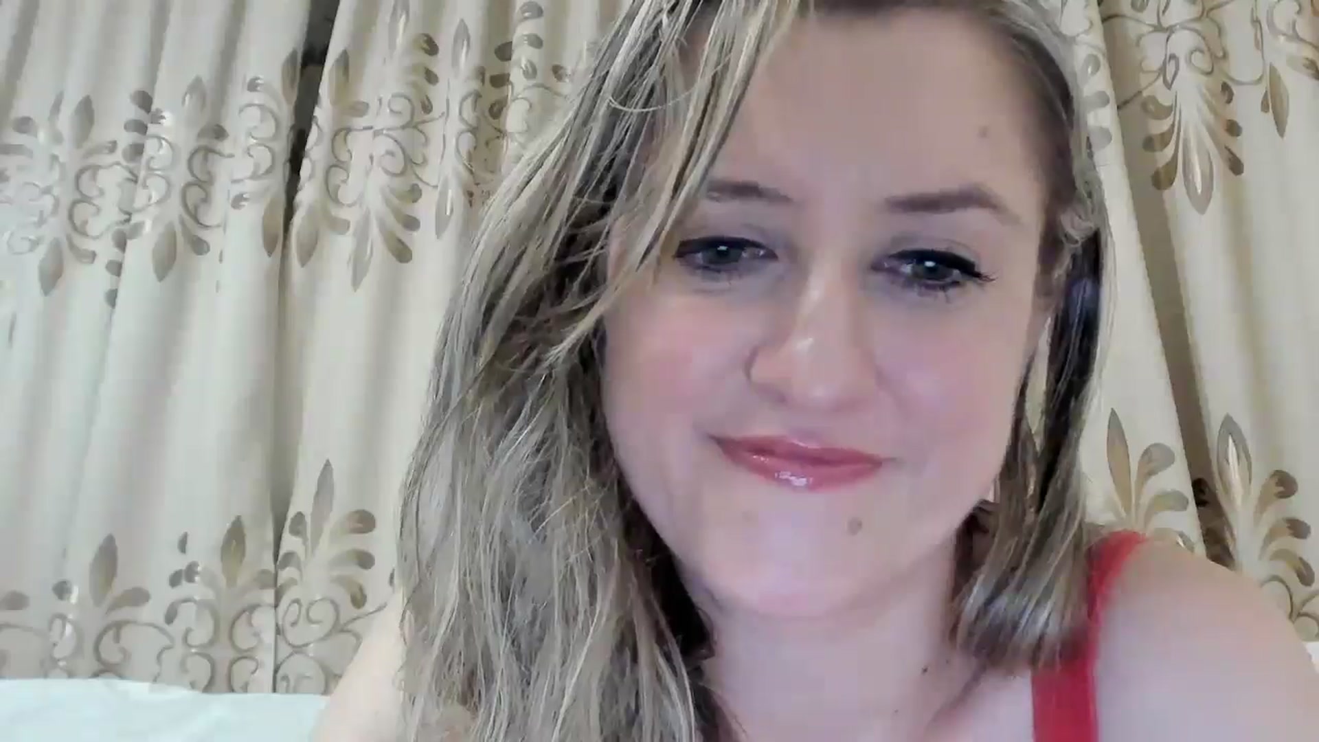 Gallery image thumbnail from BestDream's myfreecams stream on, 07/09/2025, 24:38 image 10 of 20