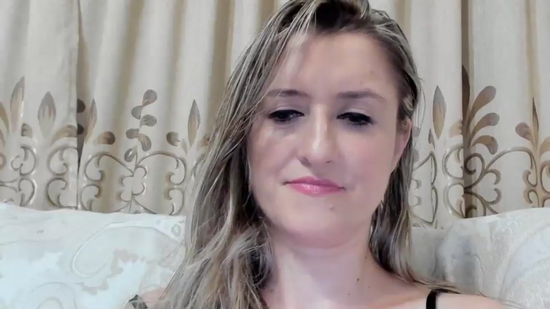 Gallery image thumbnail from BestDream's myfreecams stream on, 07/10/2025, 24:17 image 12 of 20
