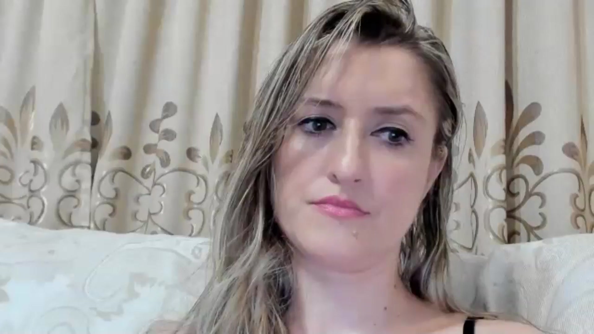 Gallery image thumbnail from BestDream's myfreecams stream on, 07/10/2025, 24:17 image 16 of 20