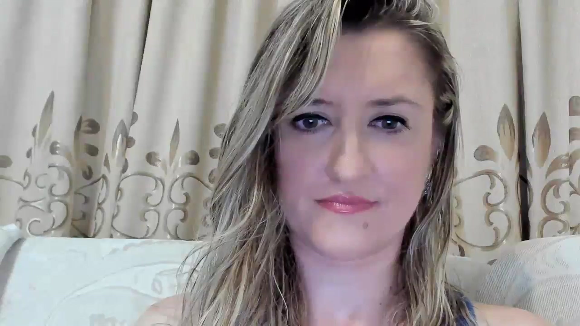 Gallery image thumbnail from BestDream's myfreecams stream on, 07/16/2025, 23:51 image 10 of 20
