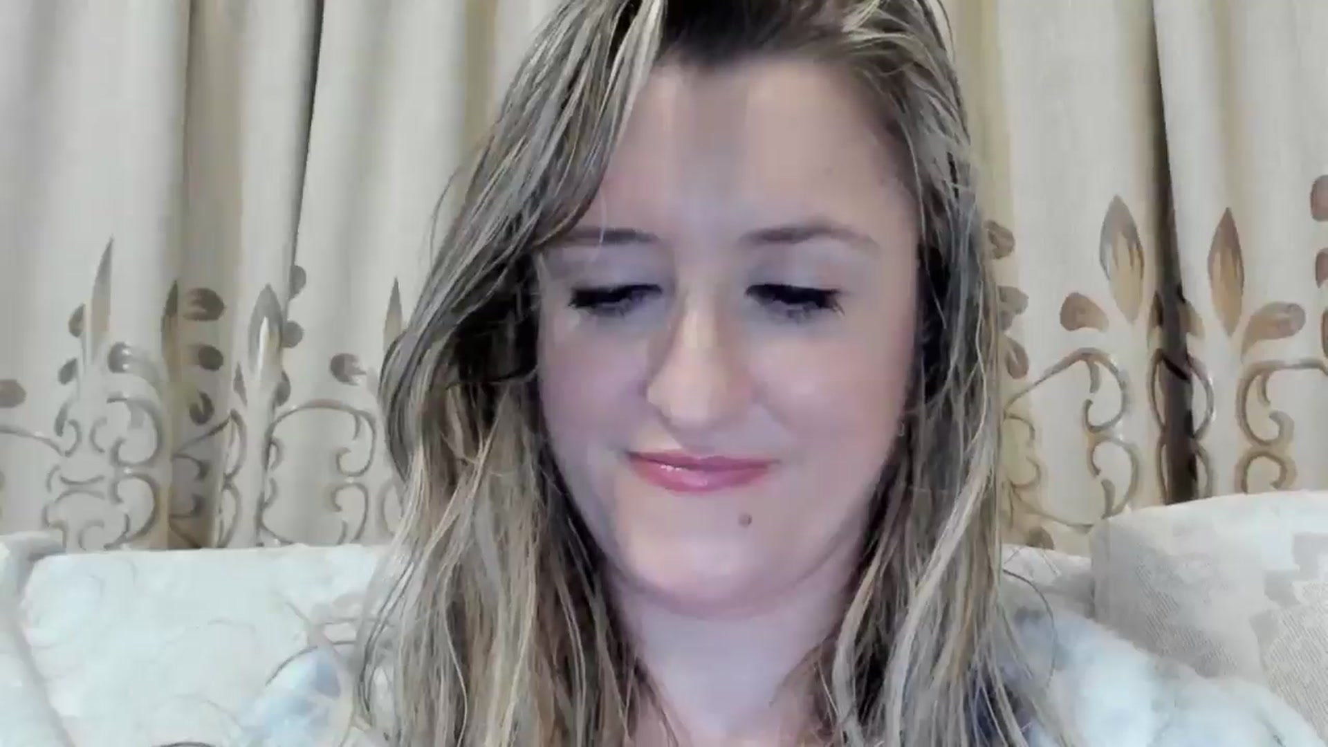 Gallery image thumbnail from BestDream's myfreecams stream on, 07/17/2025, 02:04 image 5 of 20