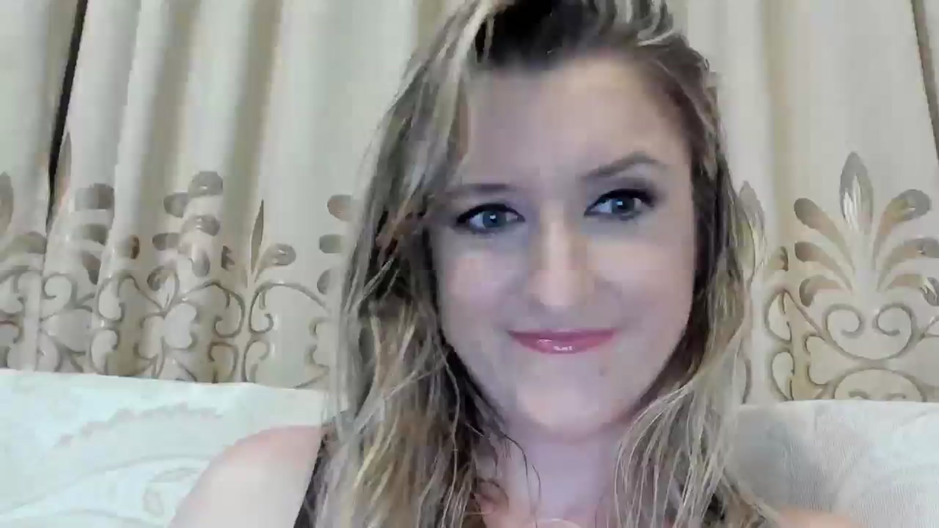 Gallery image thumbnail from BestDream's myfreecams stream on, 07/17/2025, 21:03 image 1 of 20