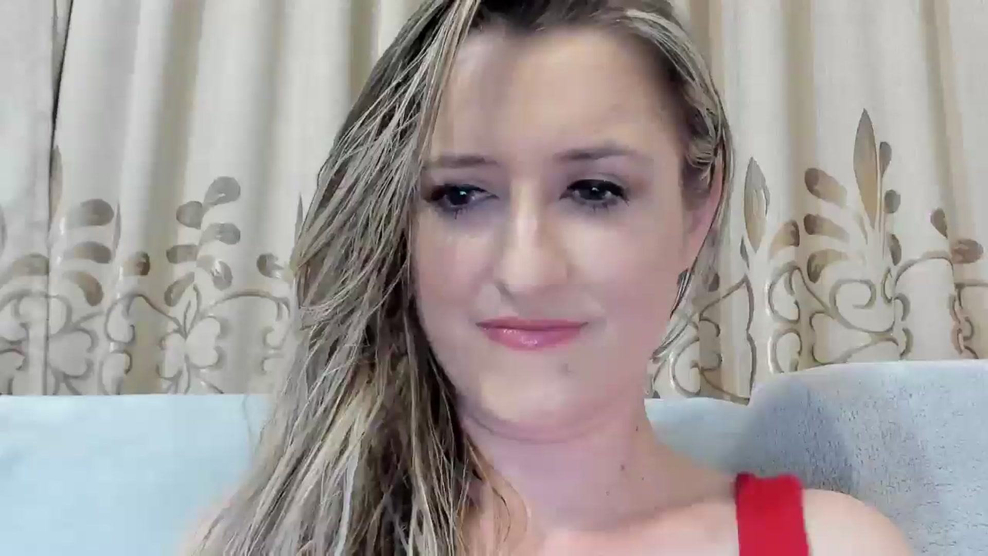 Gallery image thumbnail from BestDream's myfreecams stream on, 07/19/2025, 24:40 image 3 of 20