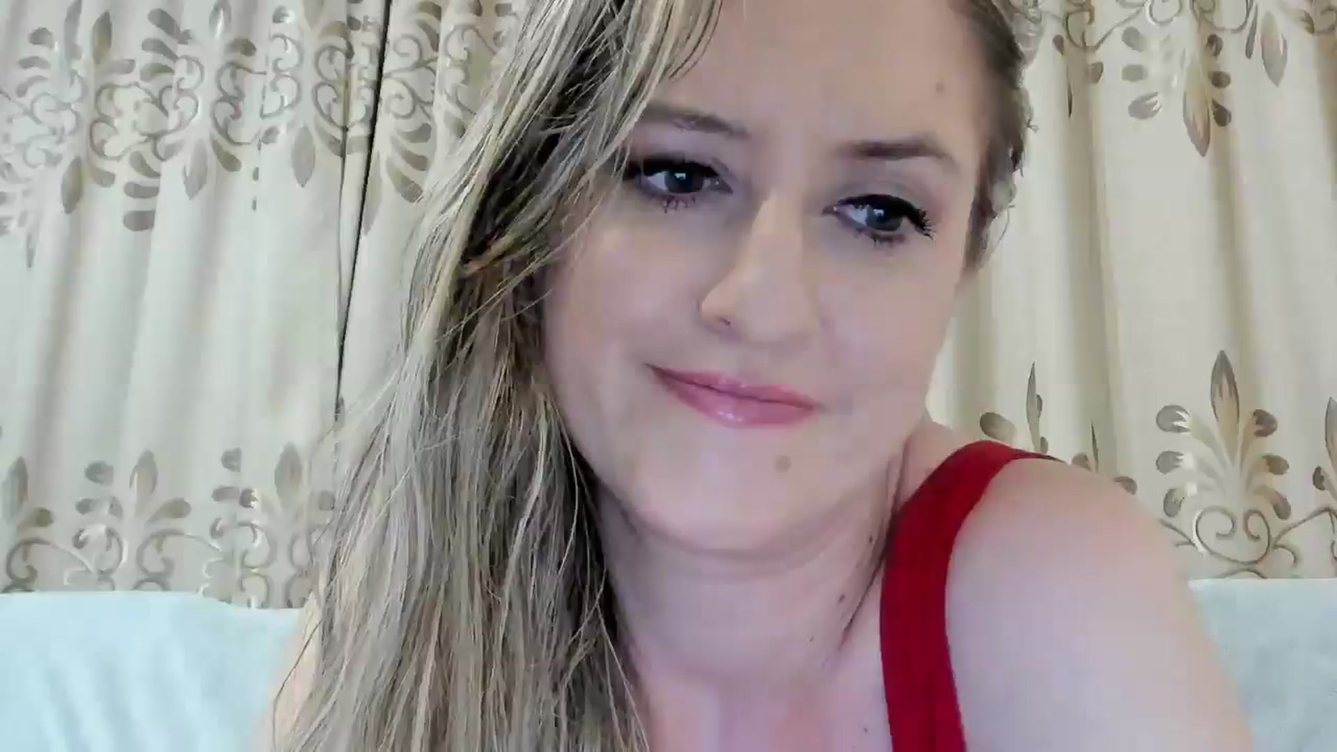 Gallery image thumbnail from BestDream's myfreecams stream on, 07/19/2025, 02:07 image 7 of 20