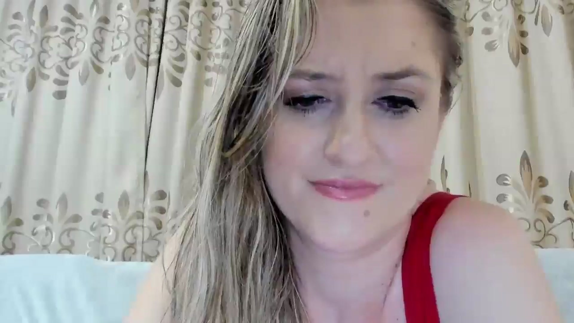 Gallery image thumbnail from BestDream's myfreecams stream on, 07/19/2025, 02:07 image 10 of 20