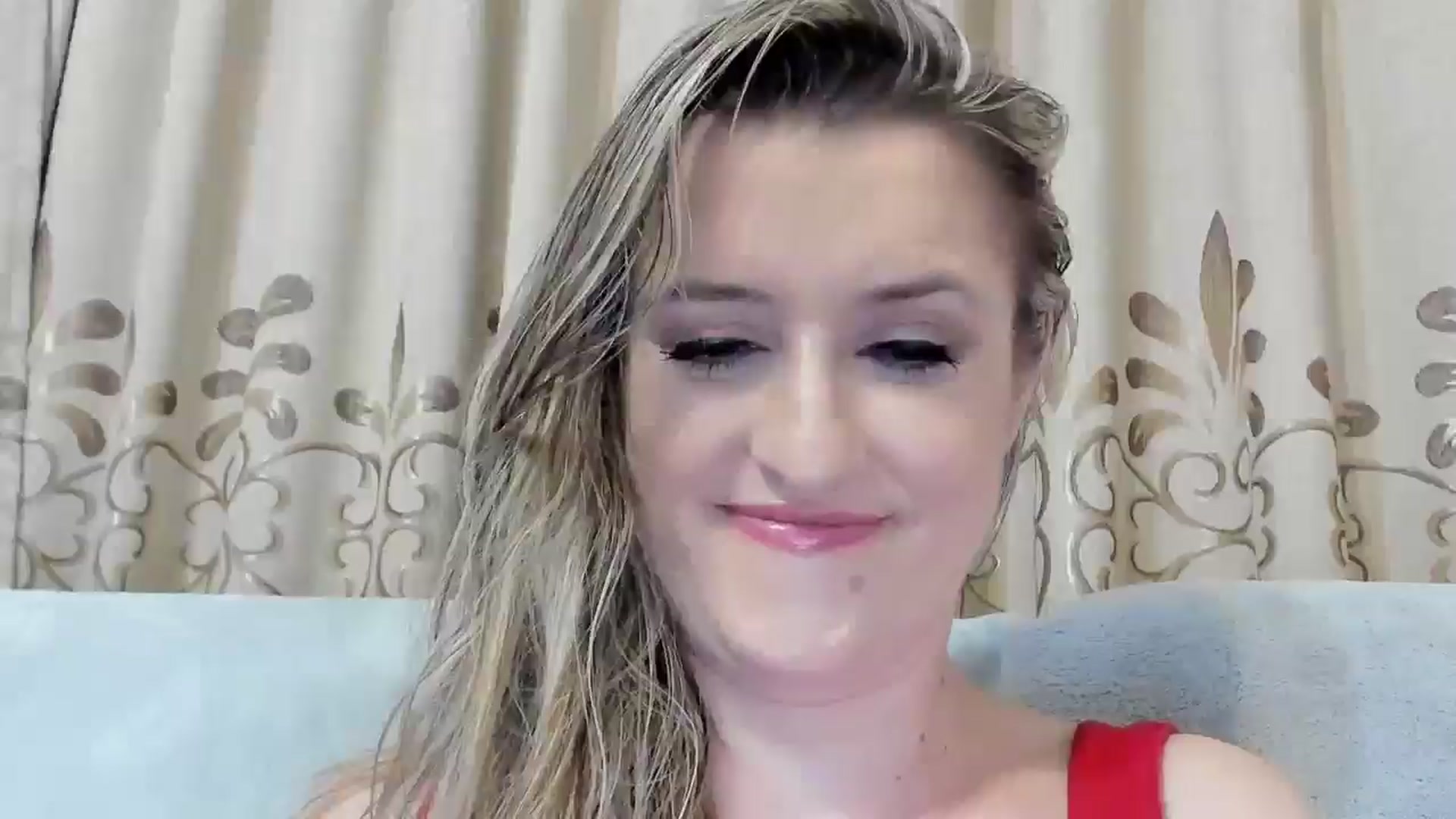 Gallery image thumbnail from BestDream's myfreecams stream on, 07/19/2025, 02:07 image 16 of 20