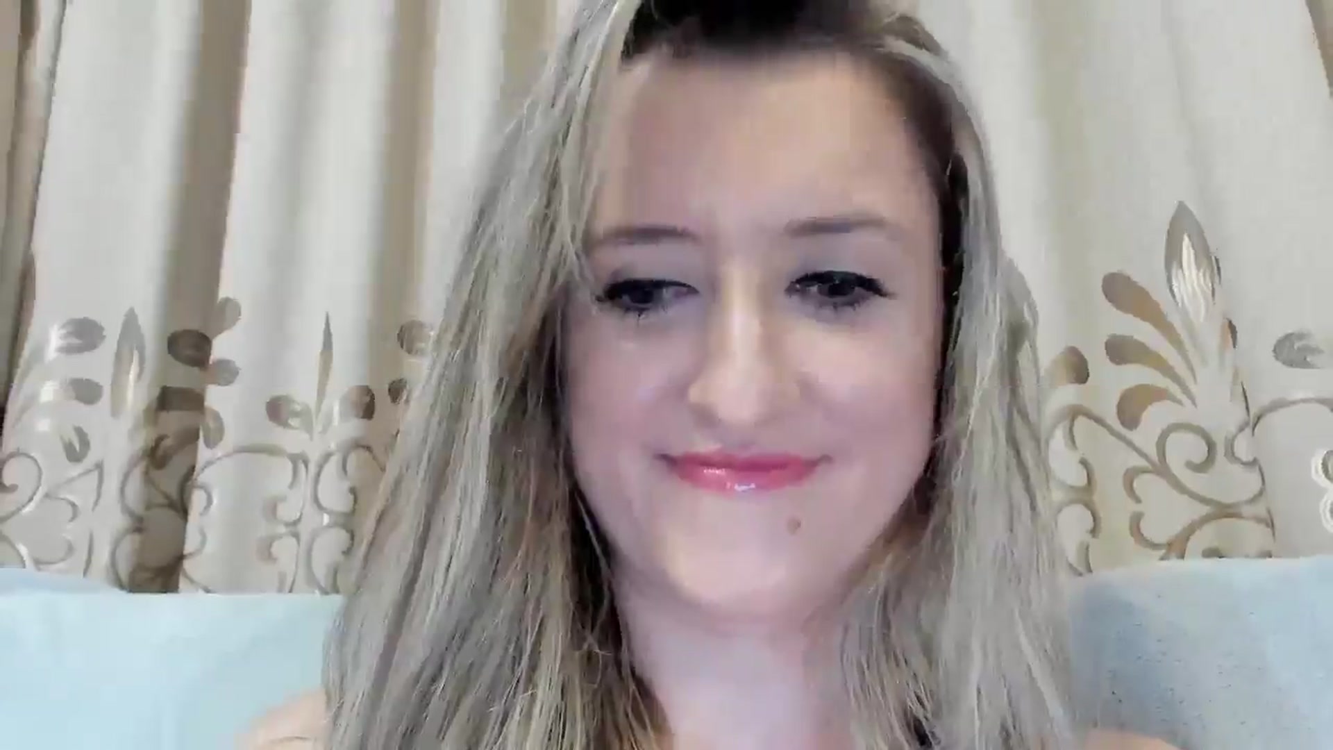 Gallery image thumbnail from BestDream's myfreecams stream on, 07/20/2025, 21:32 image 7 of 20