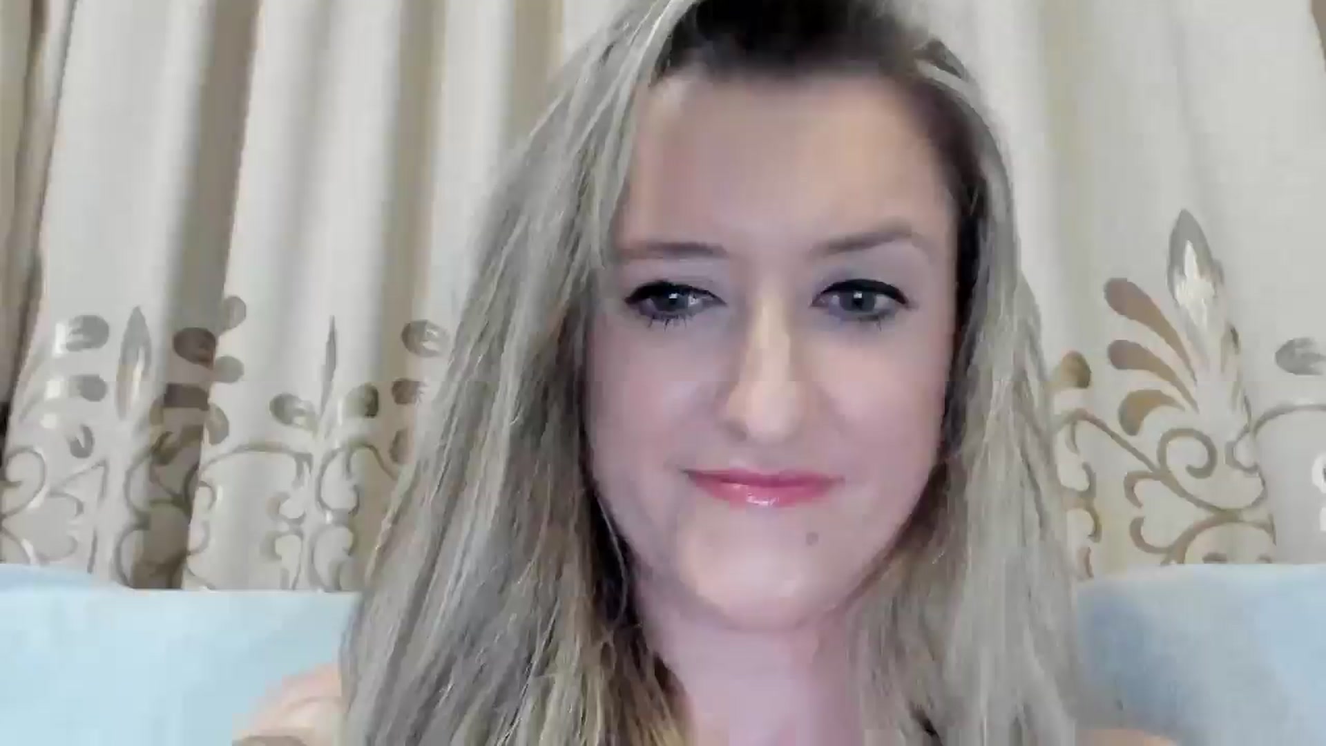 Gallery image thumbnail from BestDream's myfreecams stream on, 07/20/2025, 21:32 image 1 of 20