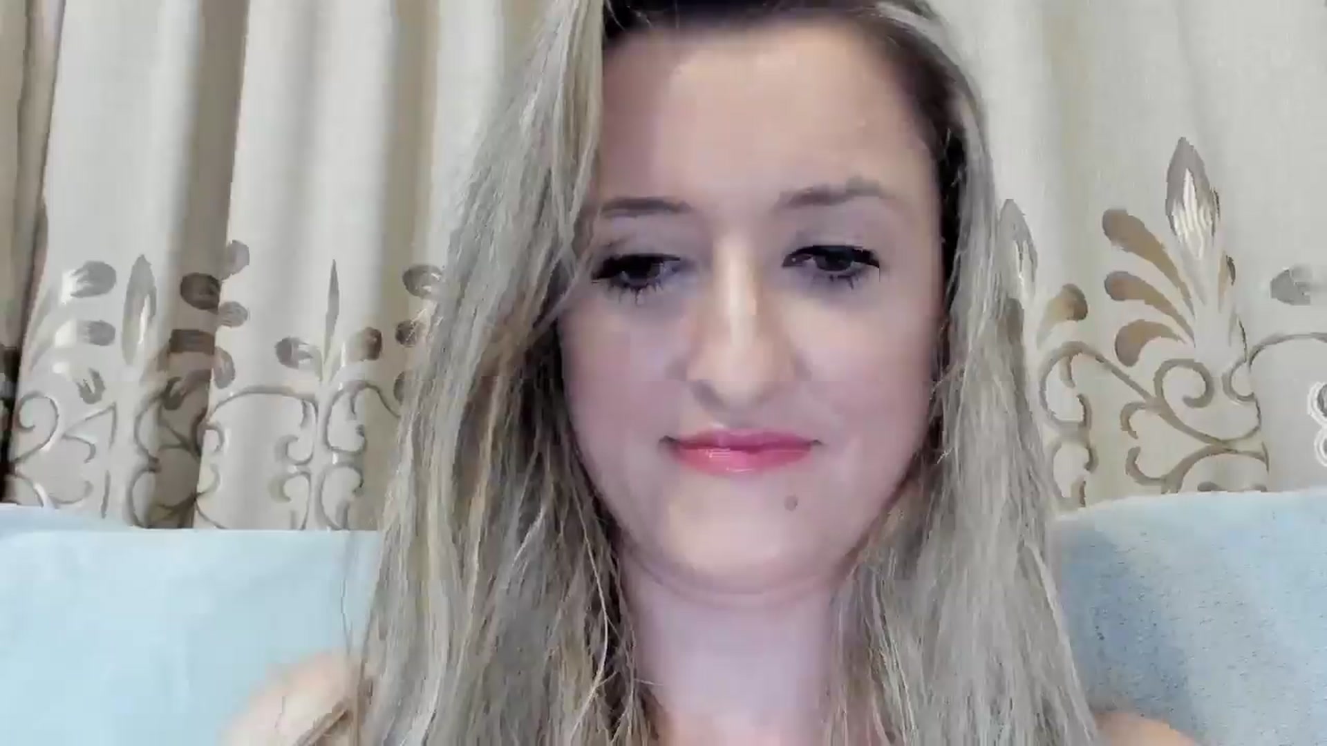 Gallery image thumbnail from BestDream's myfreecams stream on, 07/20/2025, 21:32 image 16 of 20