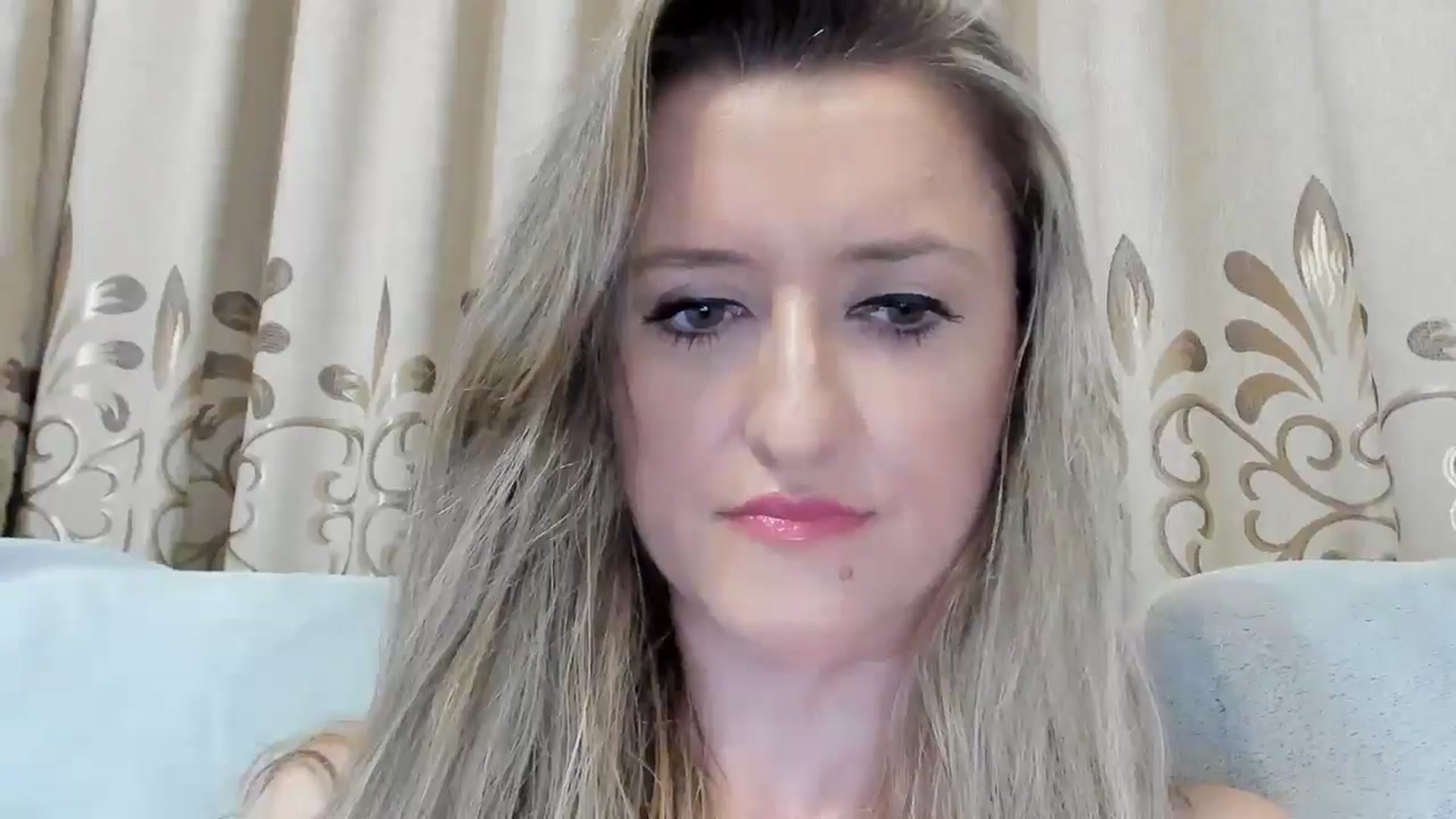 Gallery image thumbnail from BestDream's myfreecams stream on, 07/20/2025, 21:45 image 10 of 20