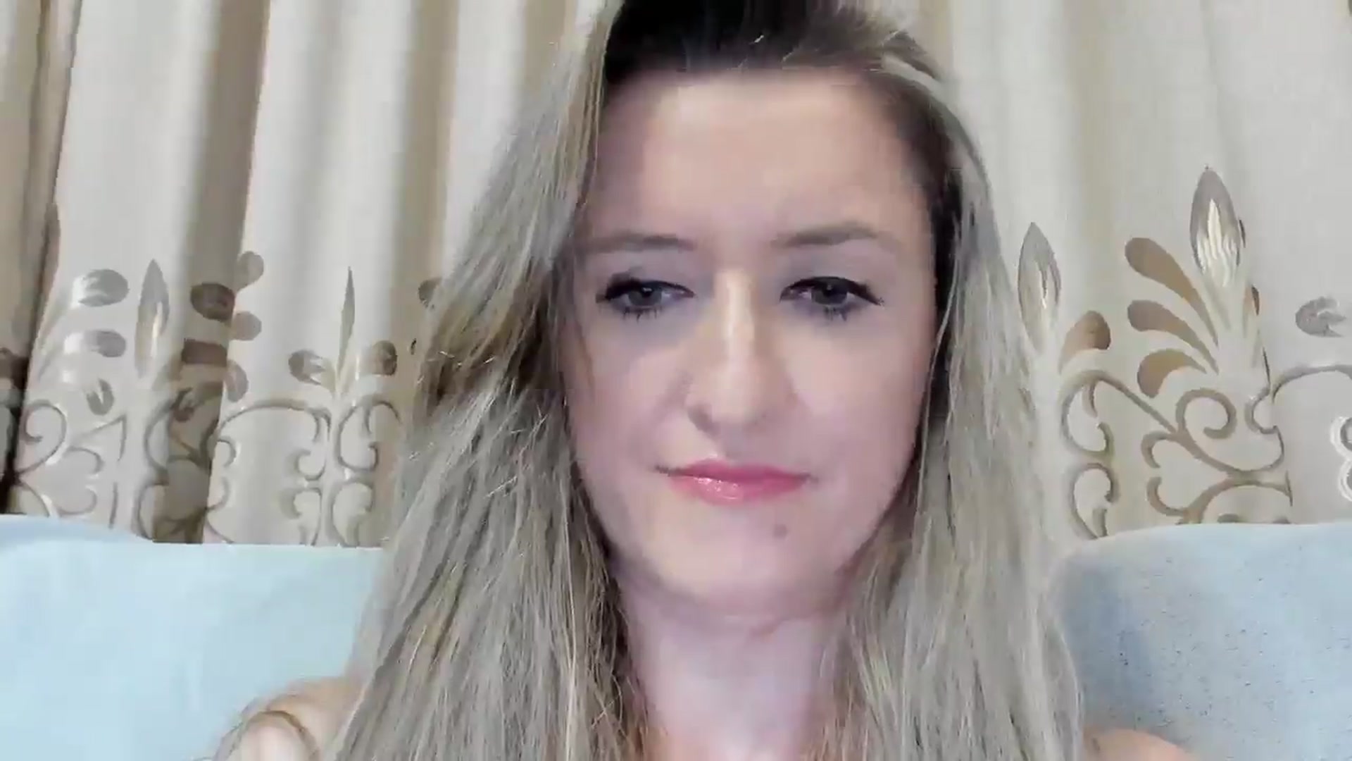 Gallery image thumbnail from BestDream's myfreecams stream on, 07/20/2025, 21:45 image 9 of 20