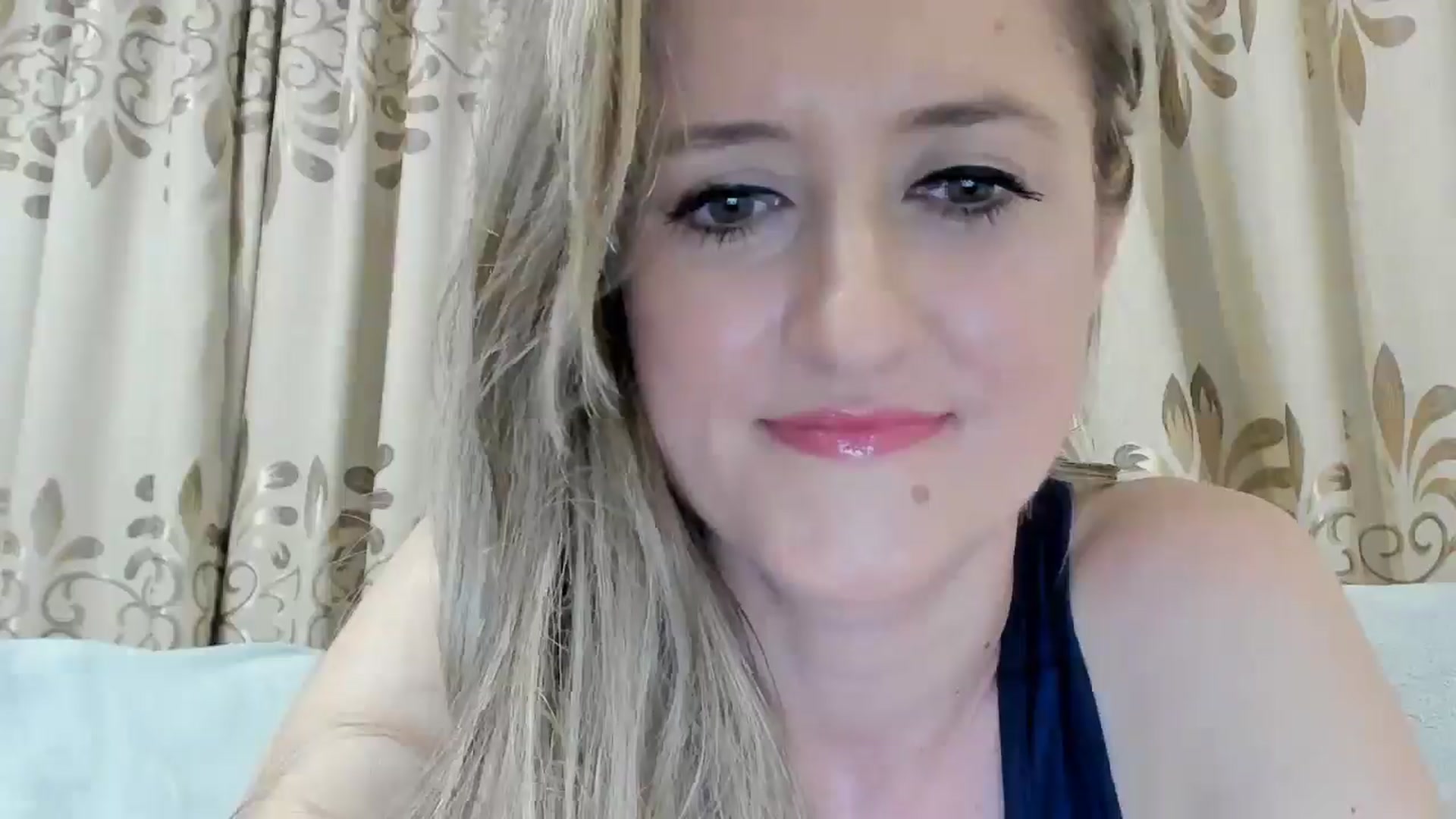 Gallery image thumbnail from BestDream's myfreecams stream on, 07/20/2025, 22:00 image 13 of 20