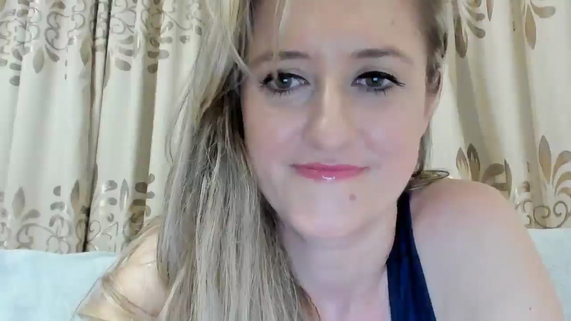 Gallery image thumbnail from BestDream's myfreecams stream on, 07/20/2025, 22:00 image 2 of 20