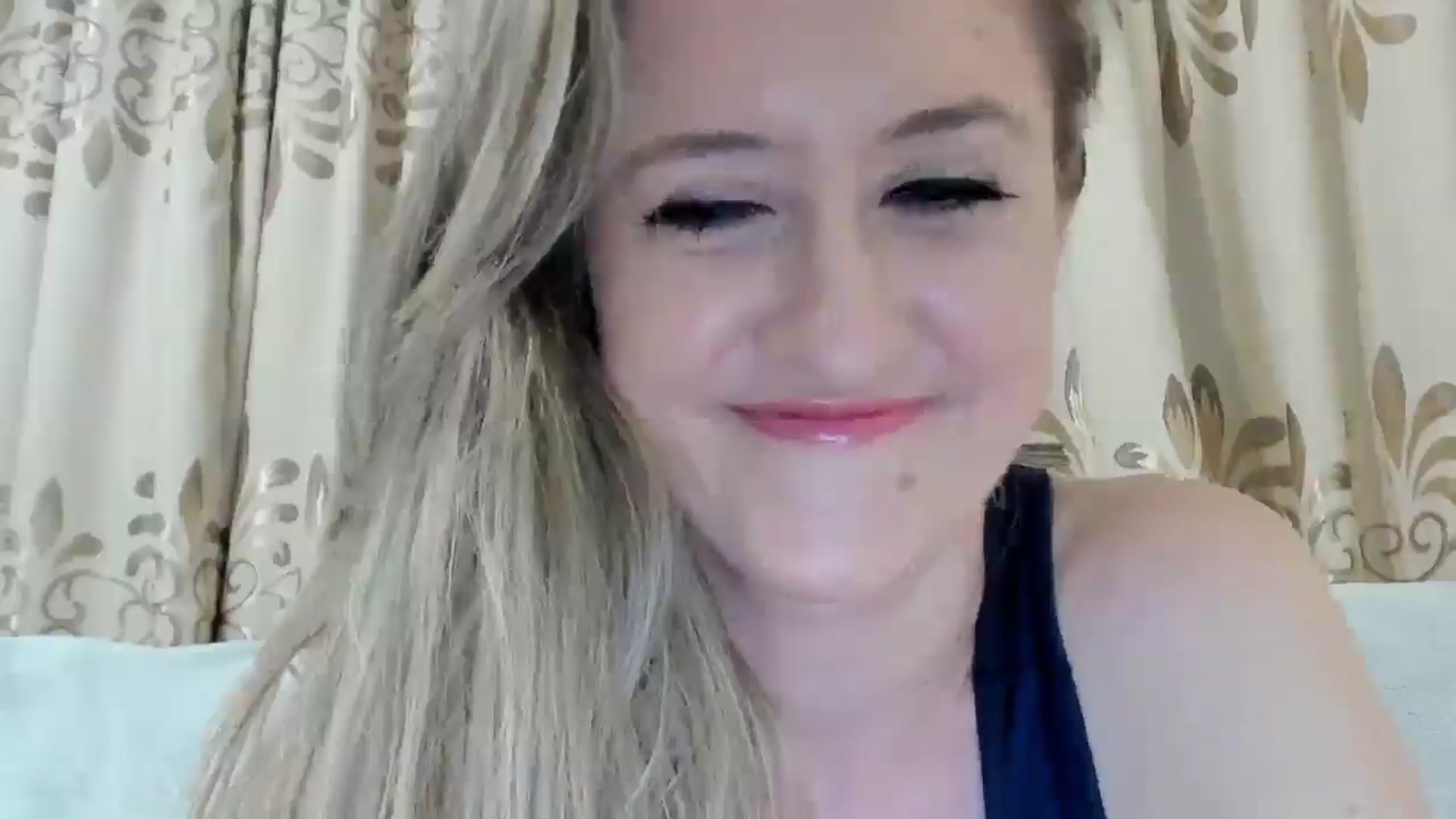Gallery image thumbnail from BestDream's myfreecams stream on, 07/20/2025, 22:00 image 9 of 20