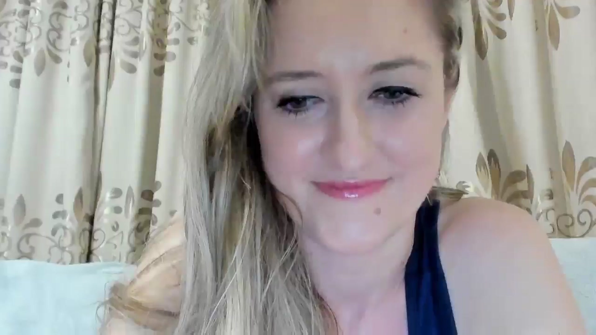 Gallery image thumbnail from BestDream's myfreecams stream on, 07/20/2025, 22:00 image 6 of 20