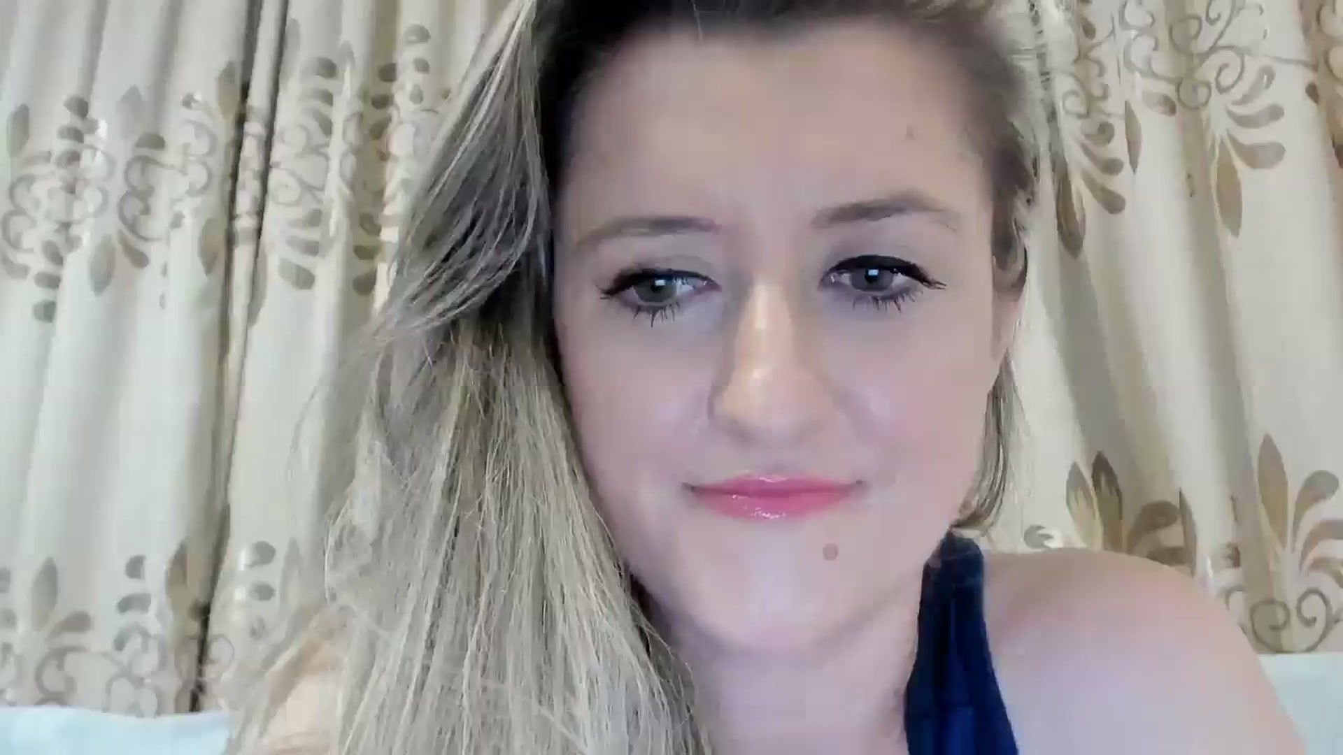Gallery image thumbnail from BestDream's myfreecams stream on, 07/20/2025, 22:30 image 5 of 20