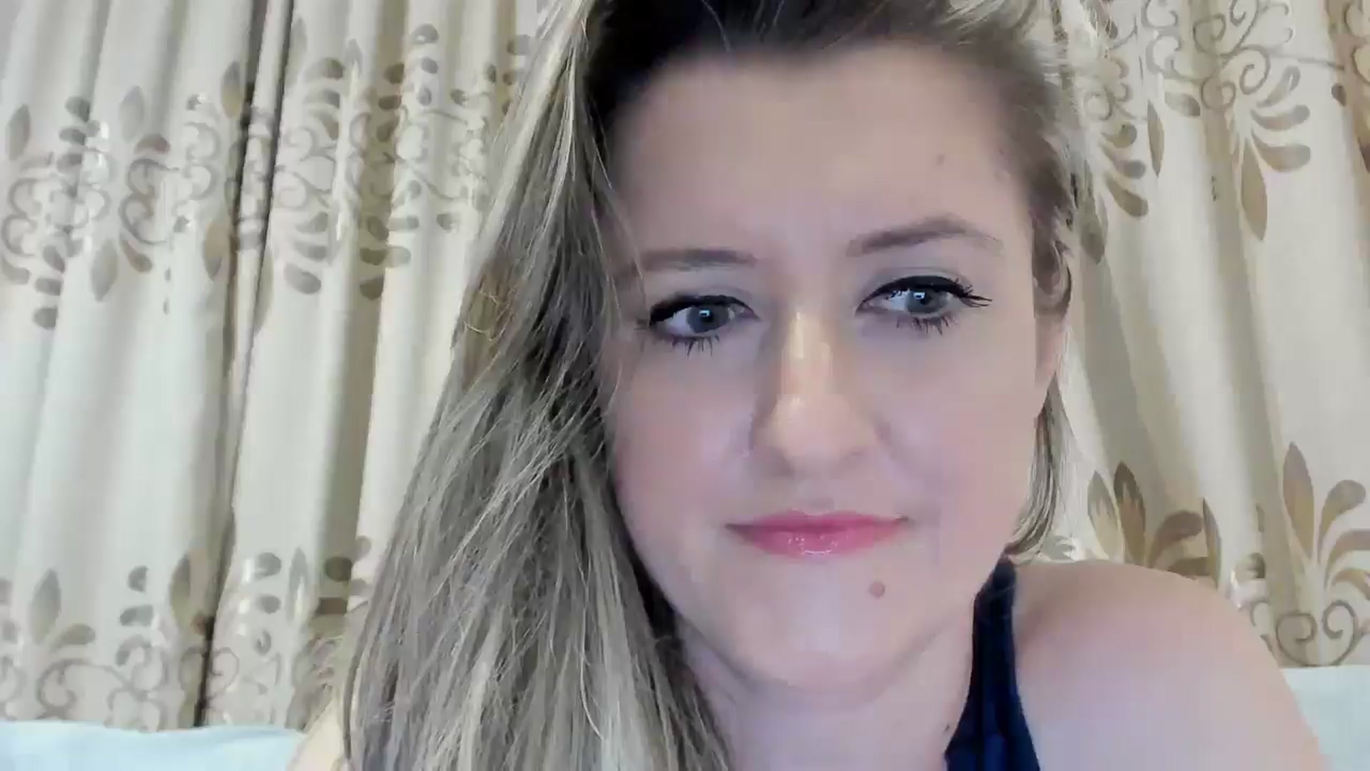 Gallery image thumbnail from BestDream's myfreecams stream on, 07/20/2025, 22:30 image 9 of 20