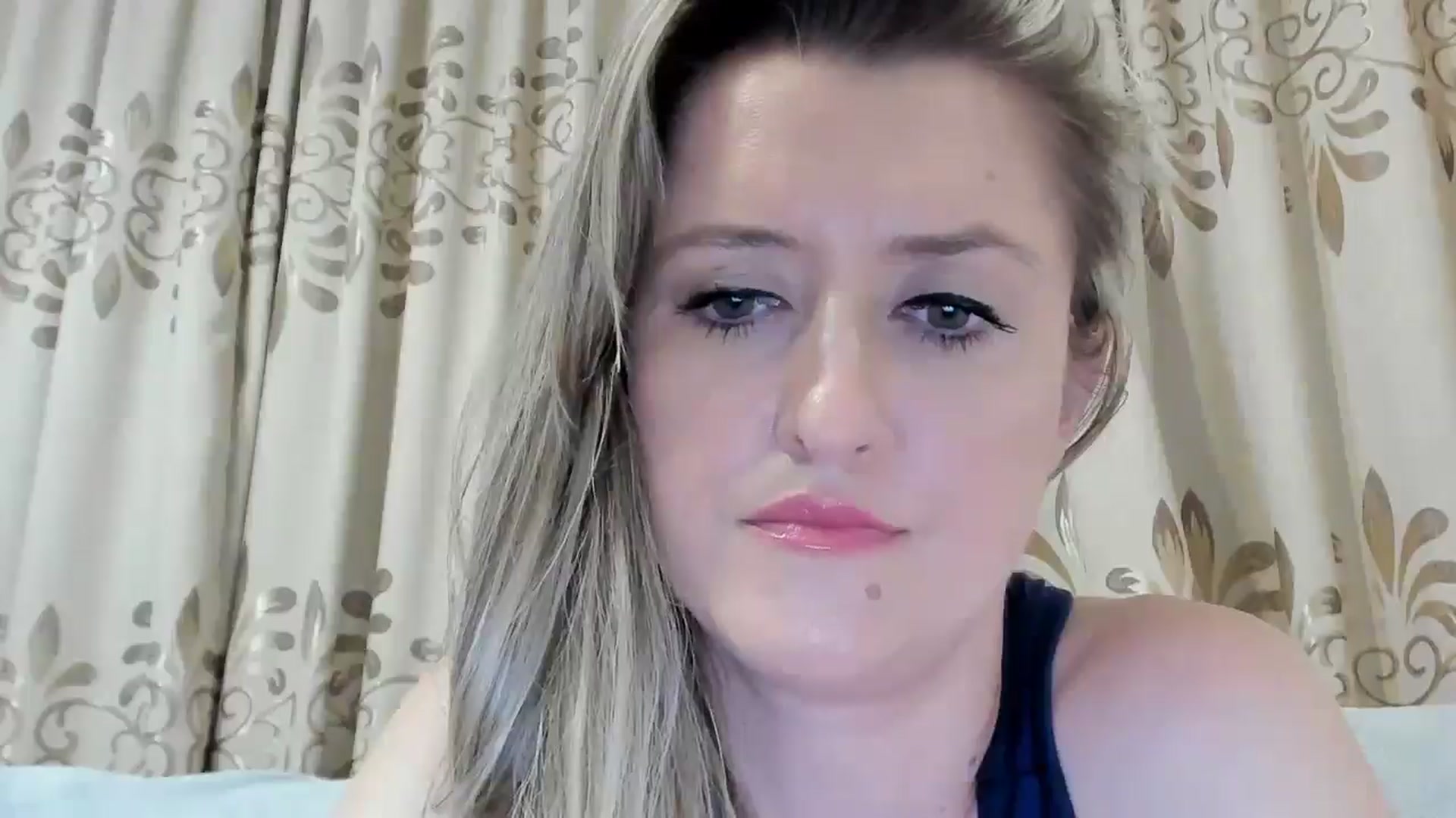 Gallery image thumbnail from BestDream's myfreecams stream on, 07/20/2025, 23:30 image 16 of 20