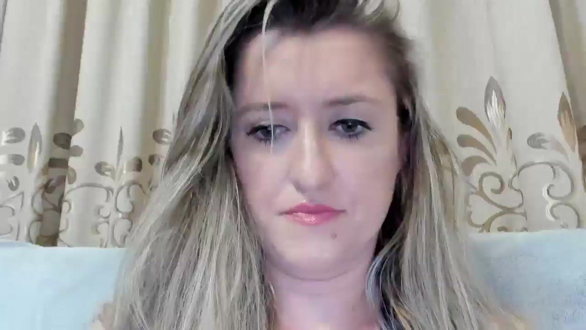 Gallery image thumbnail from BestDream's myfreecams stream on, 07/20/2025, 23:30 image 18 of 20