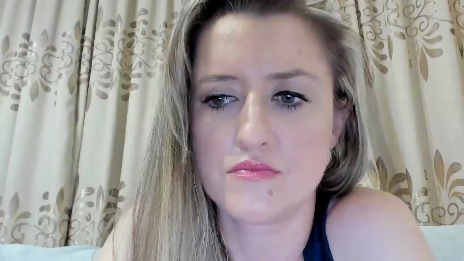 Gallery image thumbnail from BestDream's myfreecams stream on, 07/20/2025, 23:30 image 6 of 20