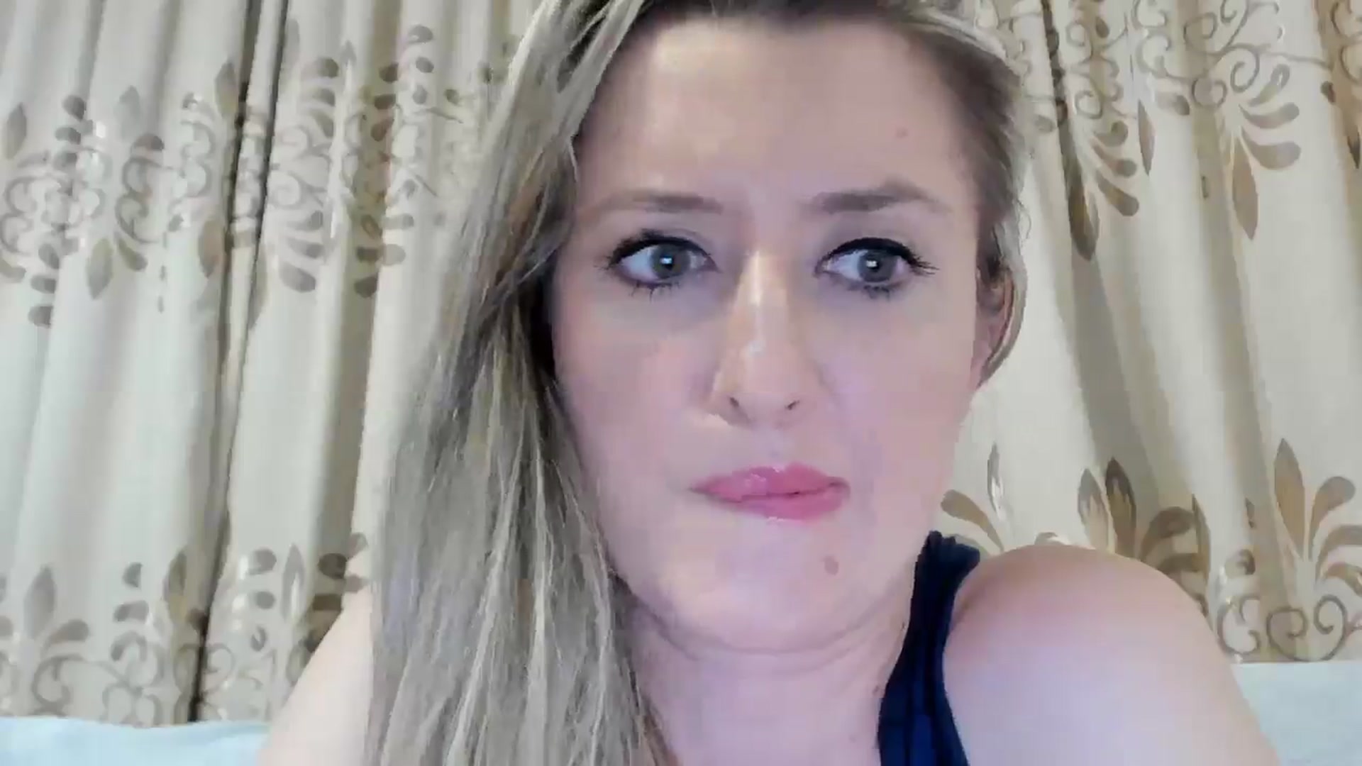 Gallery image thumbnail from BestDream's myfreecams stream on, 07/20/2025, 23:30 image 7 of 20
