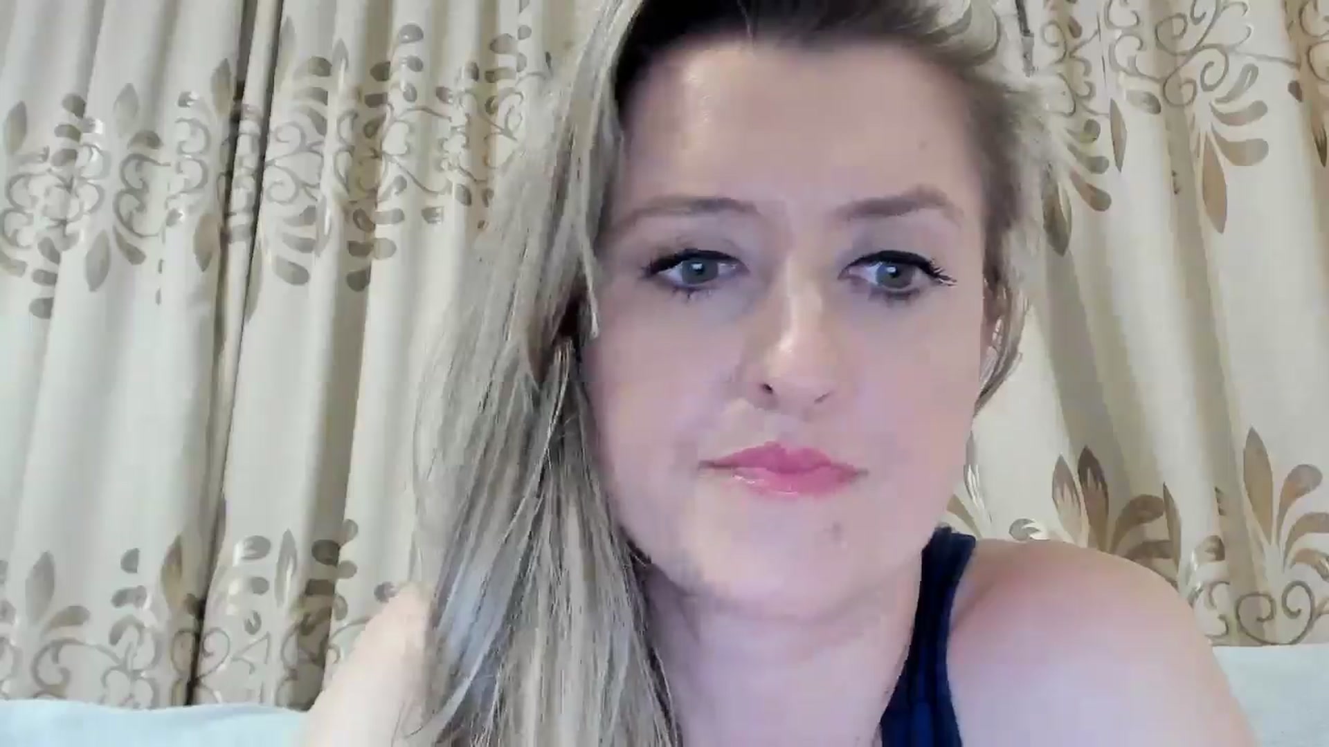 Gallery image thumbnail from BestDream's myfreecams stream on, 07/20/2025, 23:30 image 15 of 20