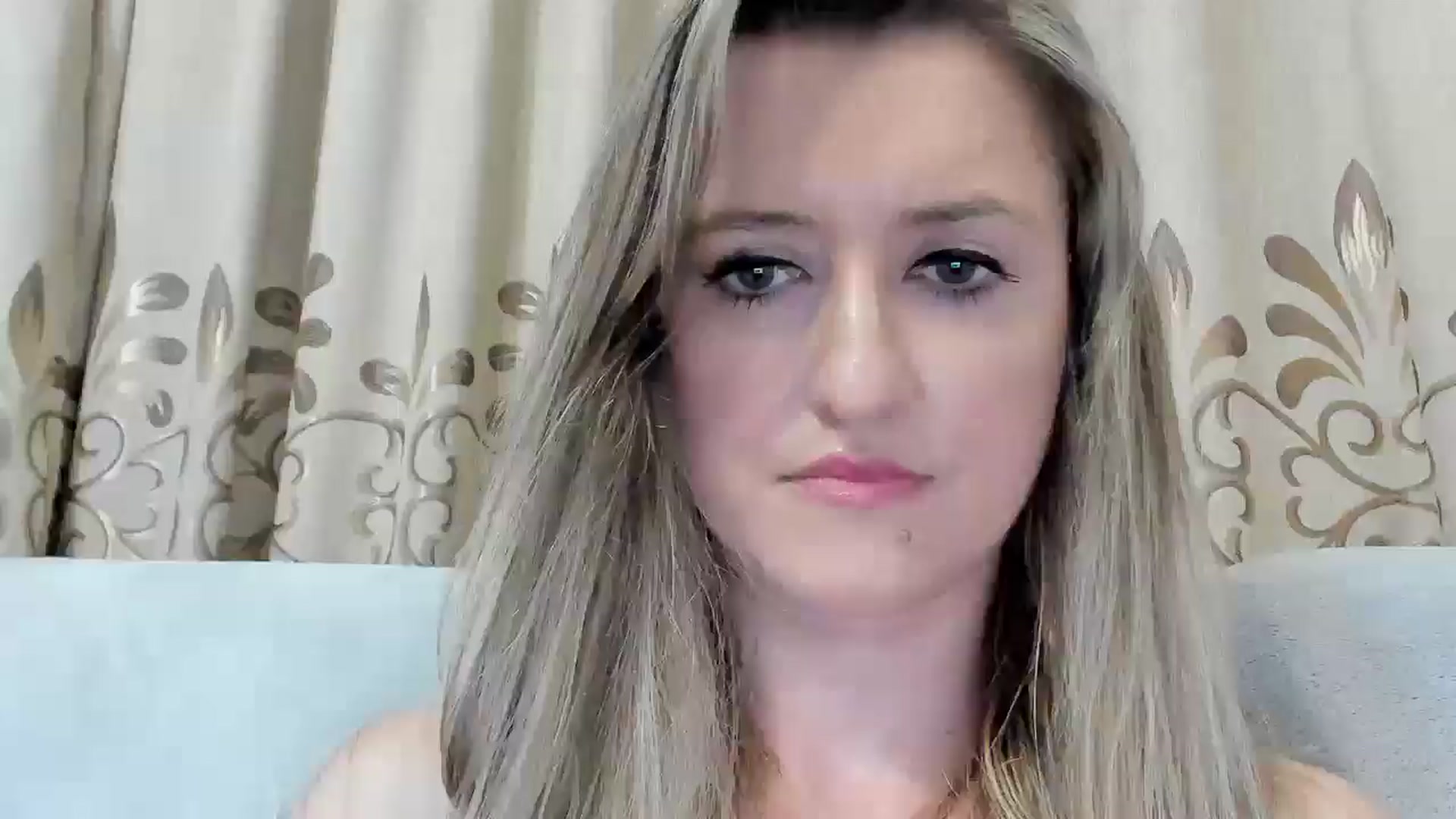 Gallery image thumbnail from BestDream's myfreecams stream on, 07/21/2025, 01:06 image 12 of 20