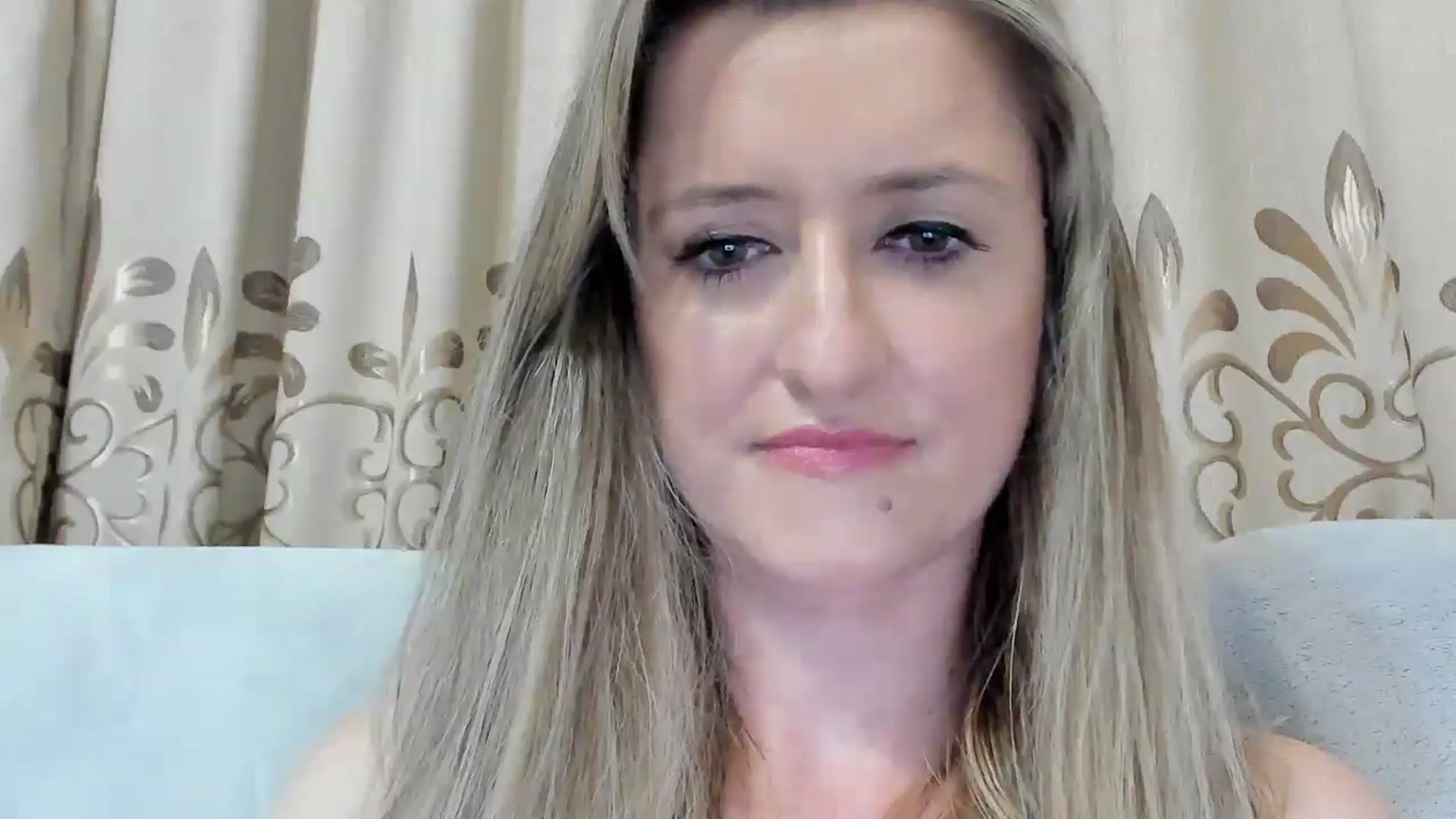 Gallery image thumbnail from BestDream's myfreecams stream on, 07/21/2025, 01:06 image 14 of 20