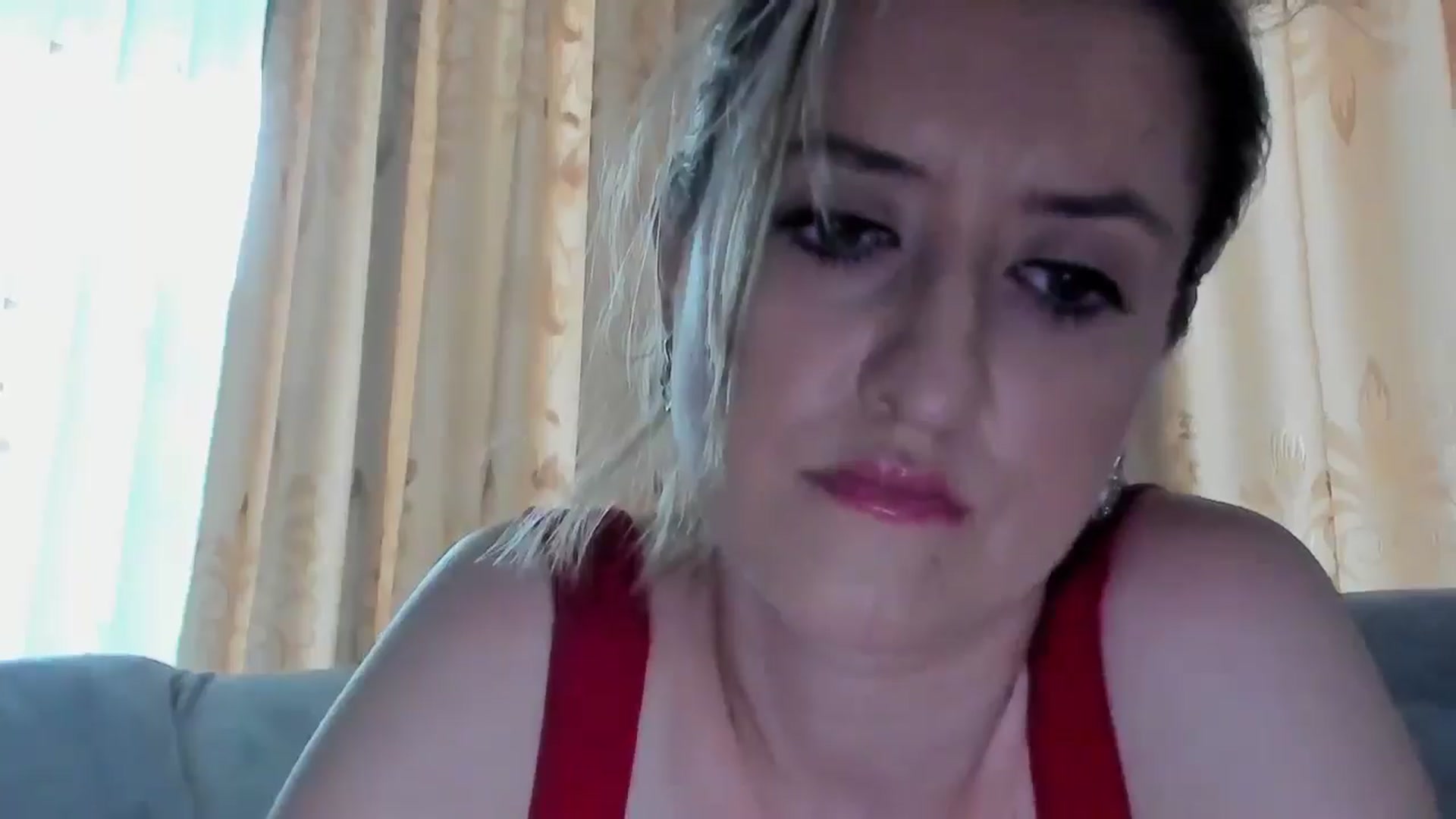 Gallery image thumbnail from BestDream's myfreecams stream on, 07/21/2025, 17:03 image 15 of 20