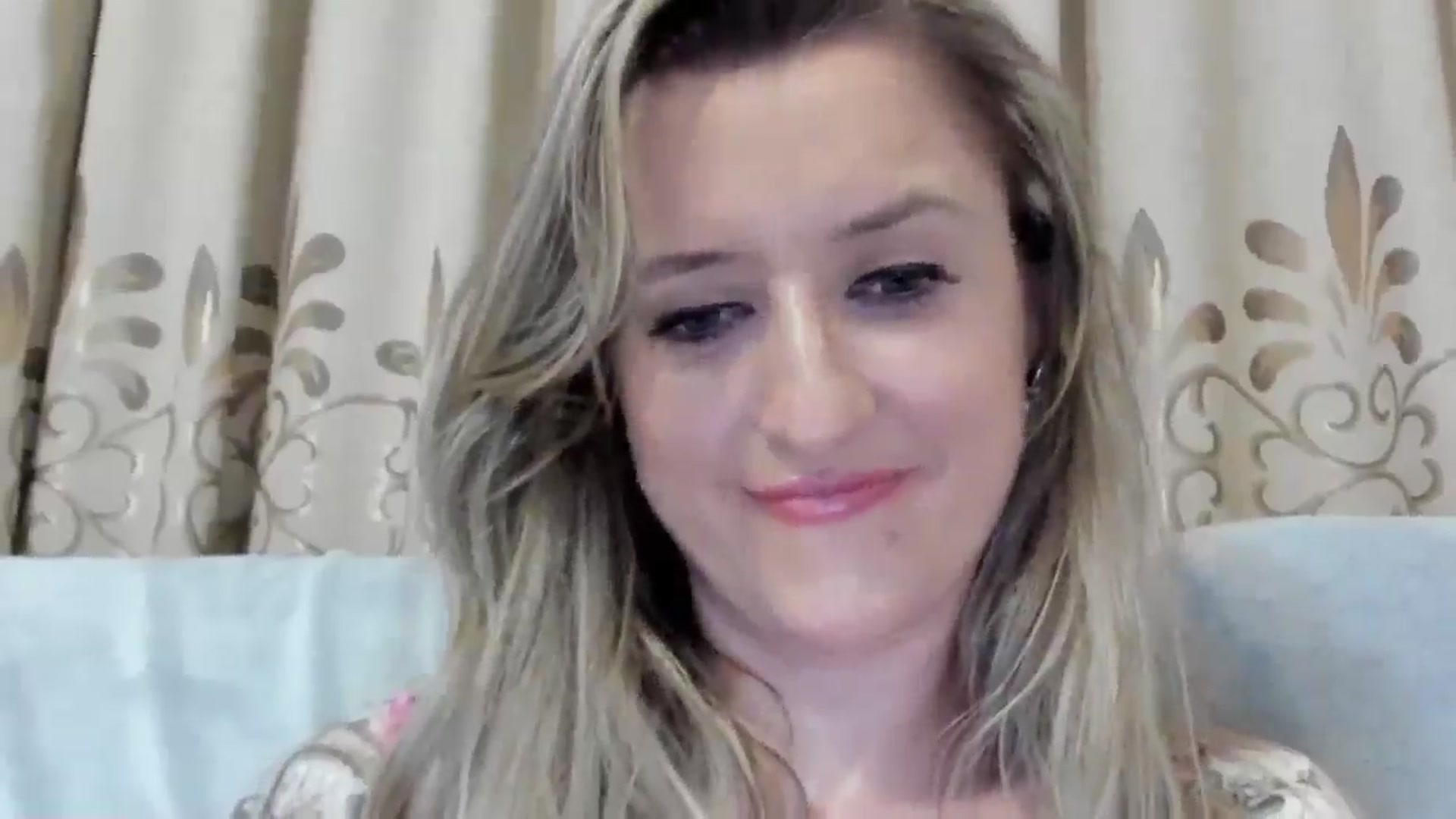 Gallery image thumbnail from BestDream's myfreecams stream on, 07/21/2025, 23:23 image 18 of 20